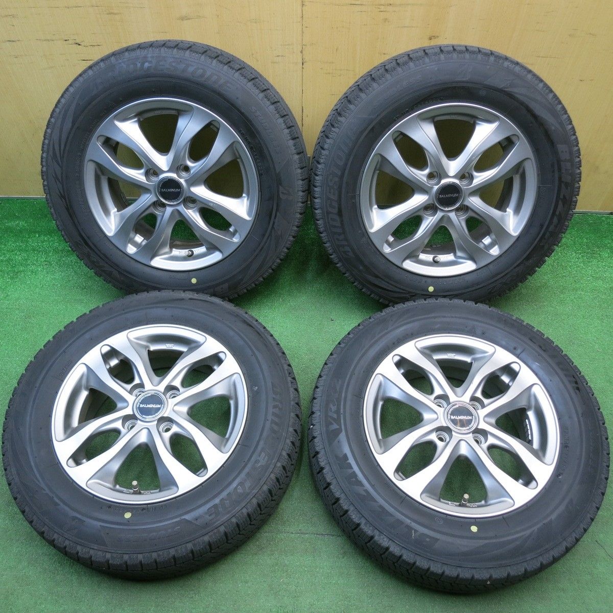 4本価格☆スタッドレス 175/70R14 ブリヂストン ブリザック VRX2 