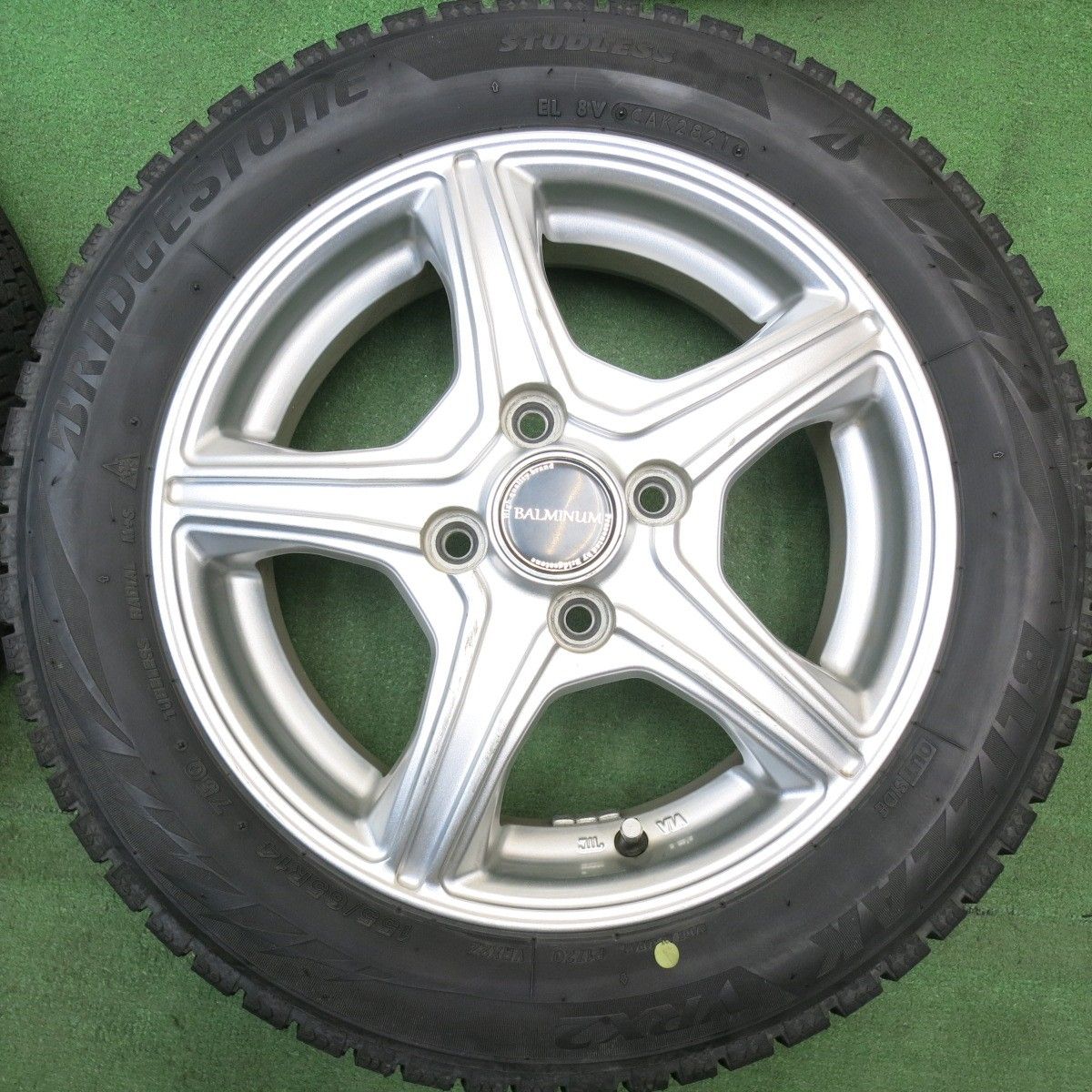 バリ溝！8.5分☆スタッドレス 155/65R14 ブリヂストン ブリザック VRX2 