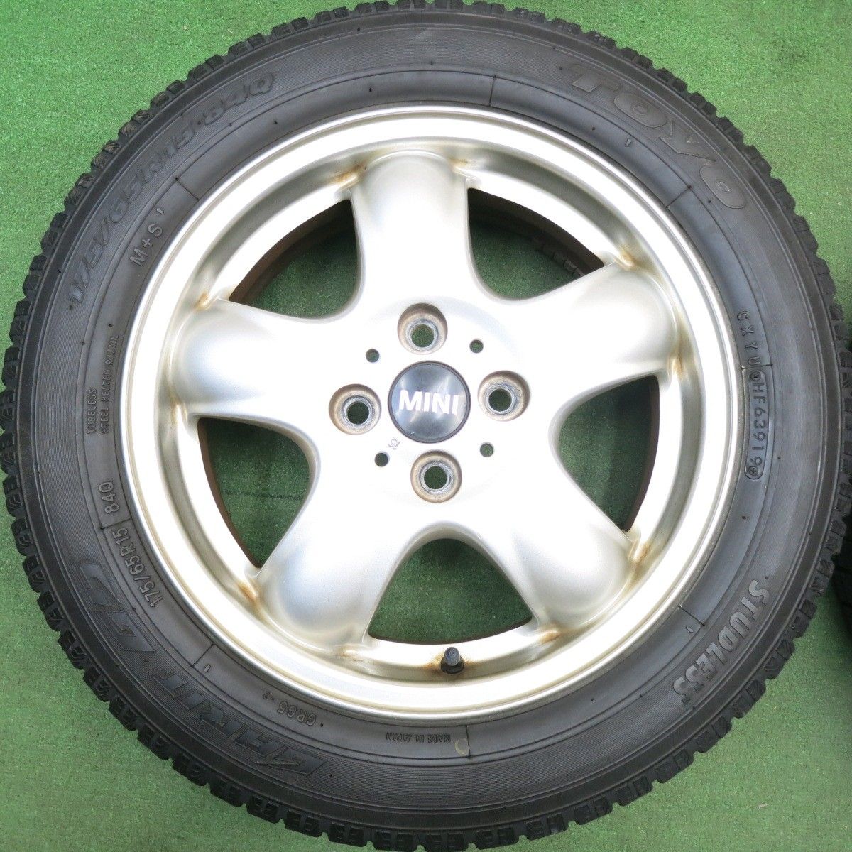 バリ溝！8.5分☆MINI R55 R56 ミニ クーパー 純正 175/65R15 