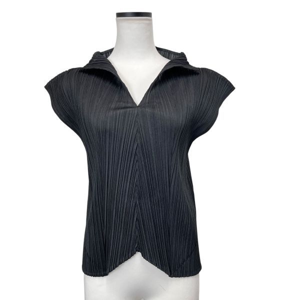 PLEATS PLEASE ISSEY MIYAKE 黒 半袖シャツ 3 PLEATS PLEASE ISSEY