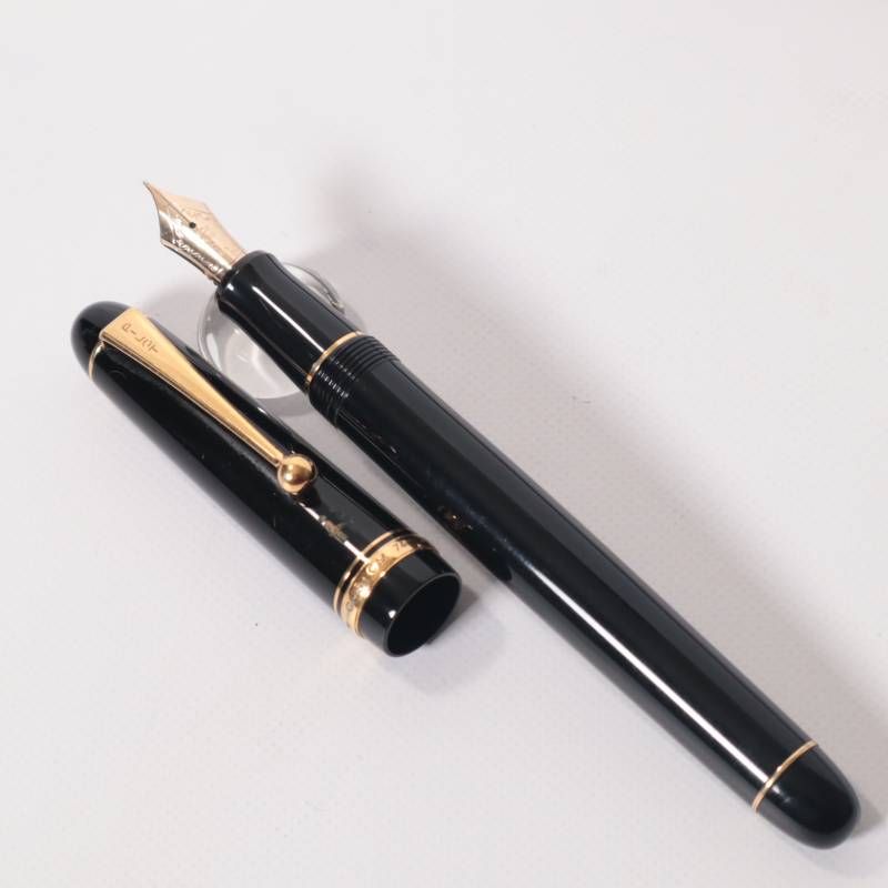 PILOT パイロット カスタム74 万年筆 14K 5号ニブ M 中字 ブラック 