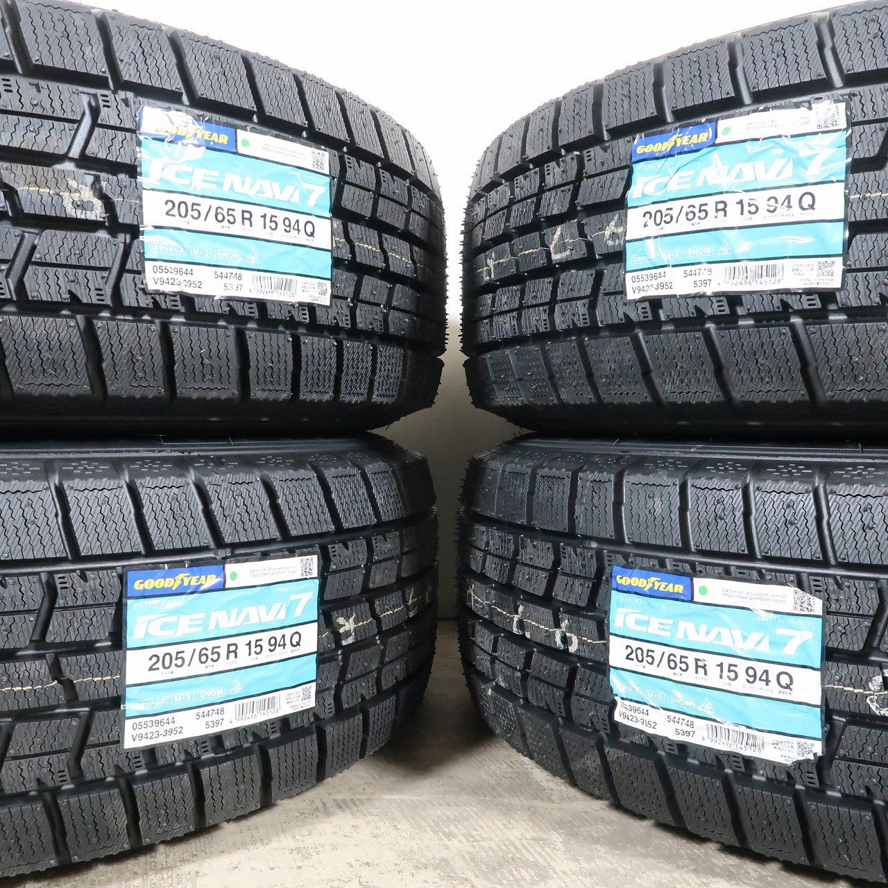 未使用】ヴォクシー ノア ステップワゴン 等 4本 VEX 15インチ 6J+53 