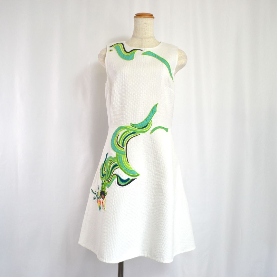 1回着VIVIENNETAM ヴィヴィアンタム　金魚柄ネットノースリーブドレス 1回着VIVIENNETAM ヴィヴィアンタム 金魚柄ネットノースリーブドレス