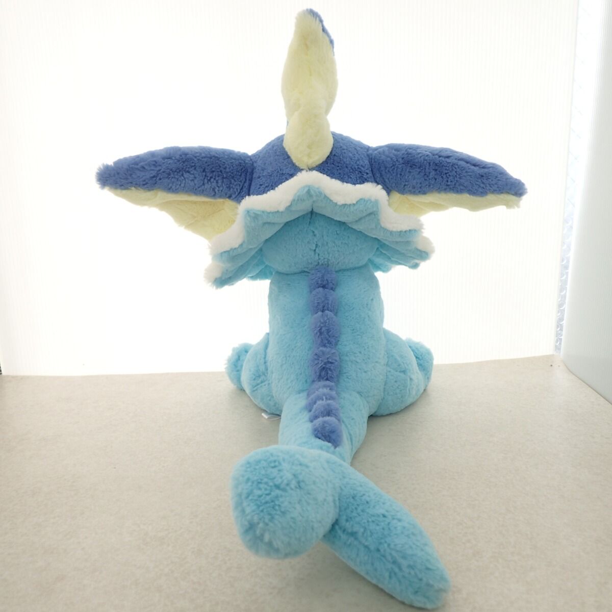 ポケモンセンター ふわふわ抱きぬいぐるみ シャワーズ 紙タグ無