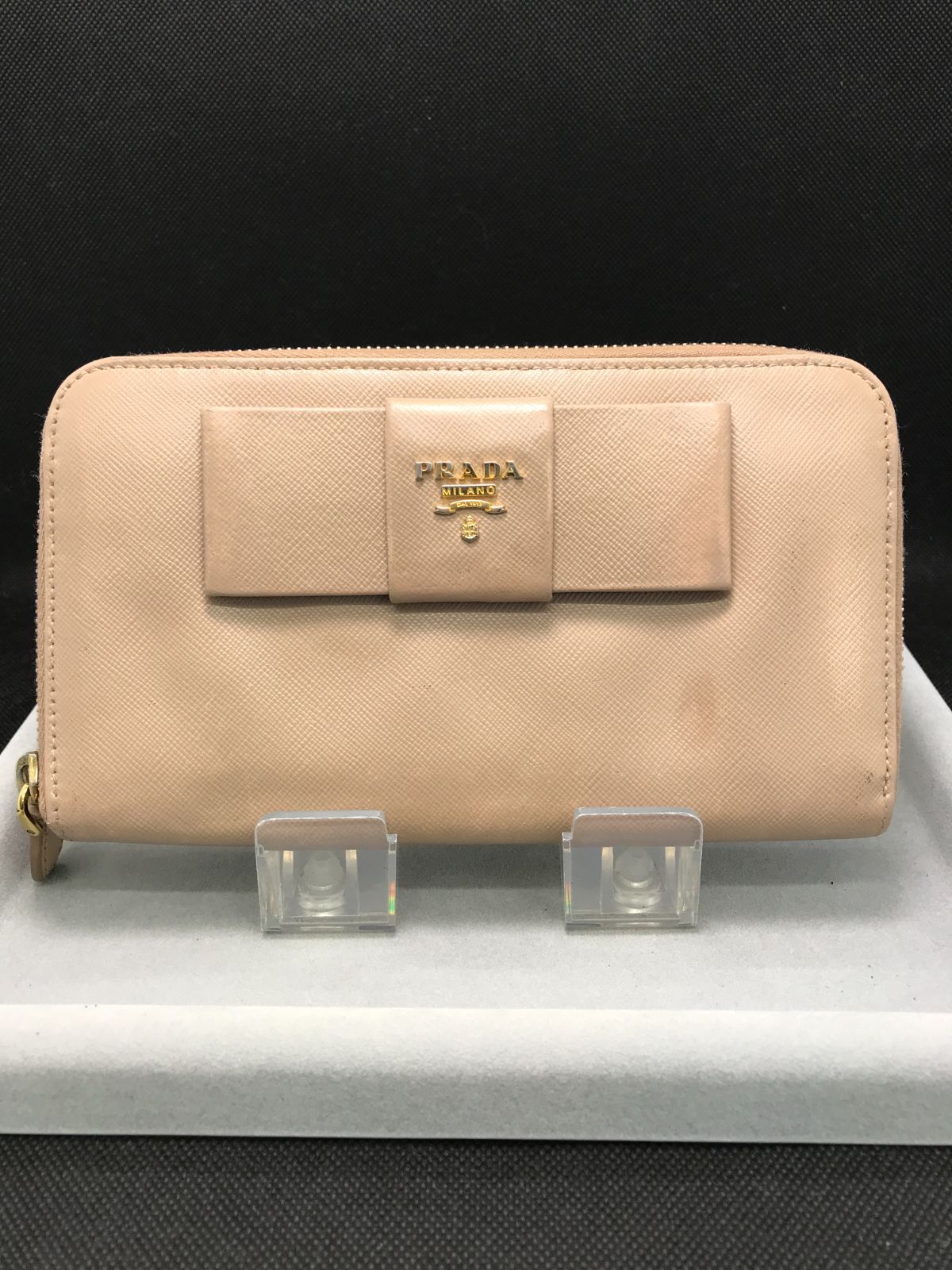 PRADA プラダ サフィアーノ リボン 長財布 　ベージュ　付属品付き PRADA】長財布 サフィアーノ プラダ リボン ラウンドジップ ベージュ