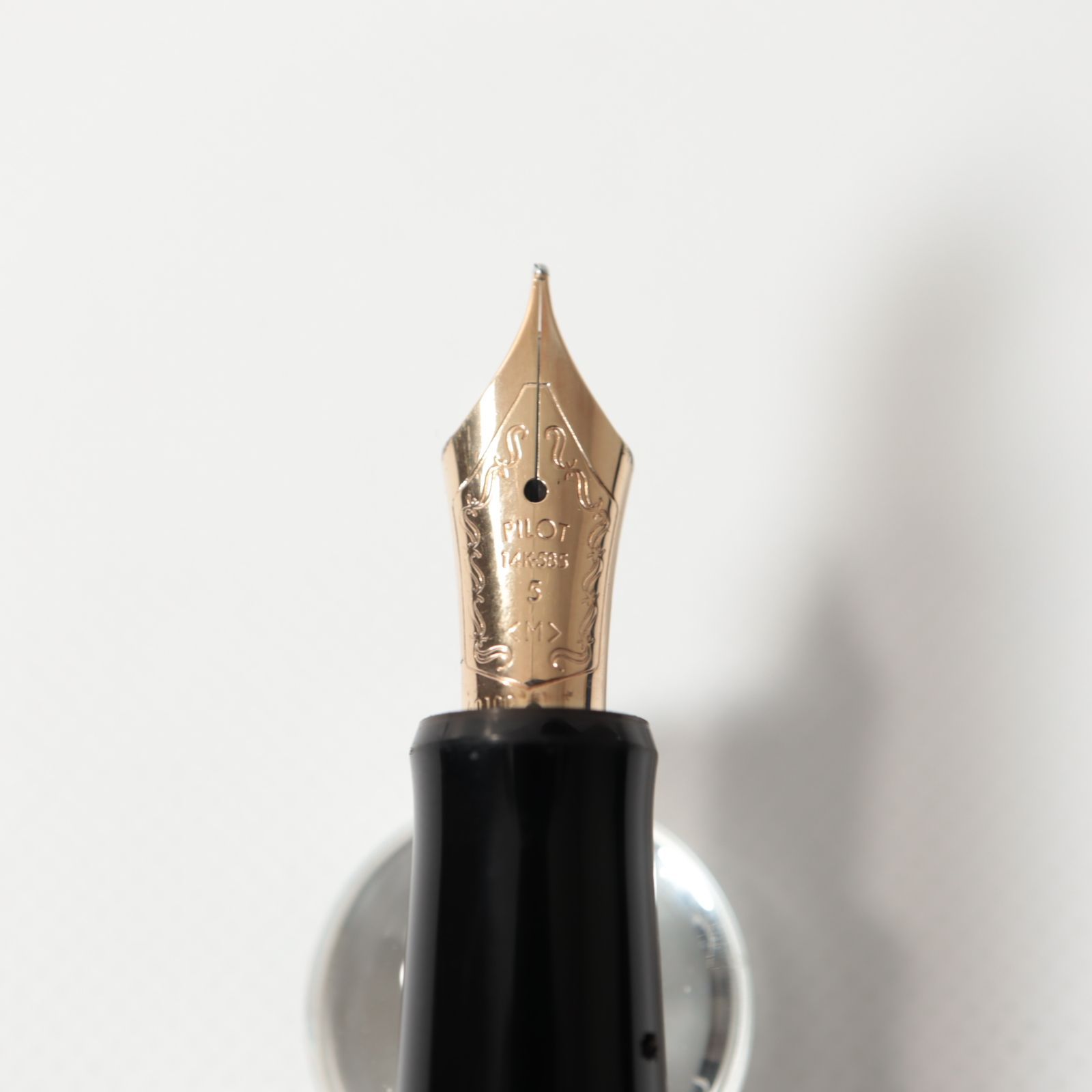 PILOT パイロット カスタム74 万年筆 14K 5号ニブ M 中字 ブラック 