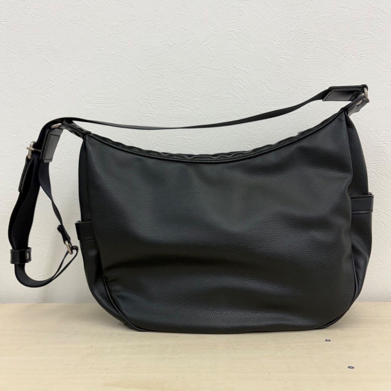 美品】CASTELBAJAC カステルバジャック ショルダーバッグ Black ハーフ