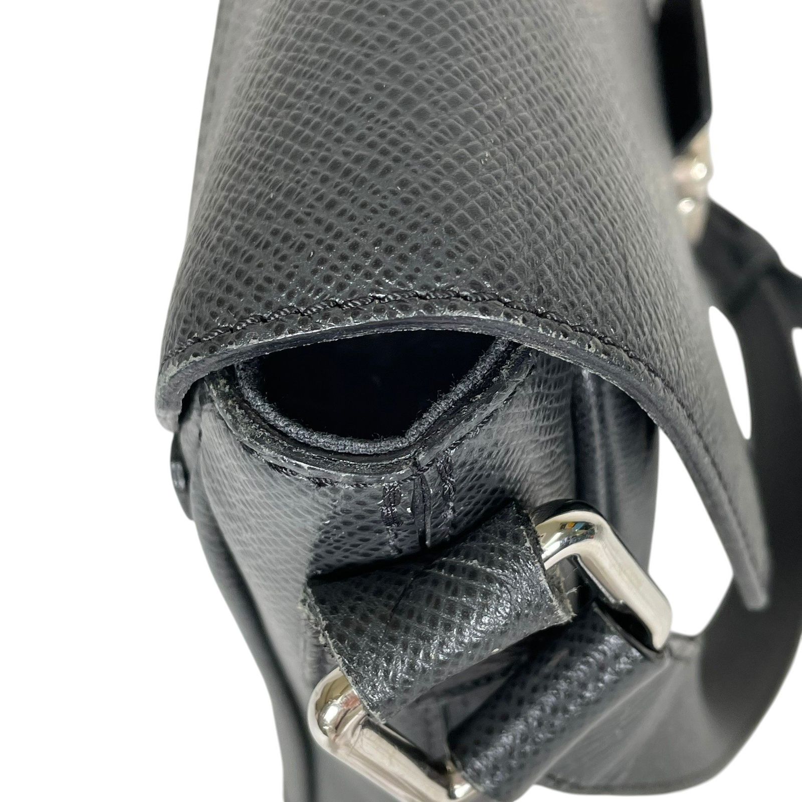 LOUIS VUITTON ルイヴィトン ショルダーバッグ ルカ タイガ