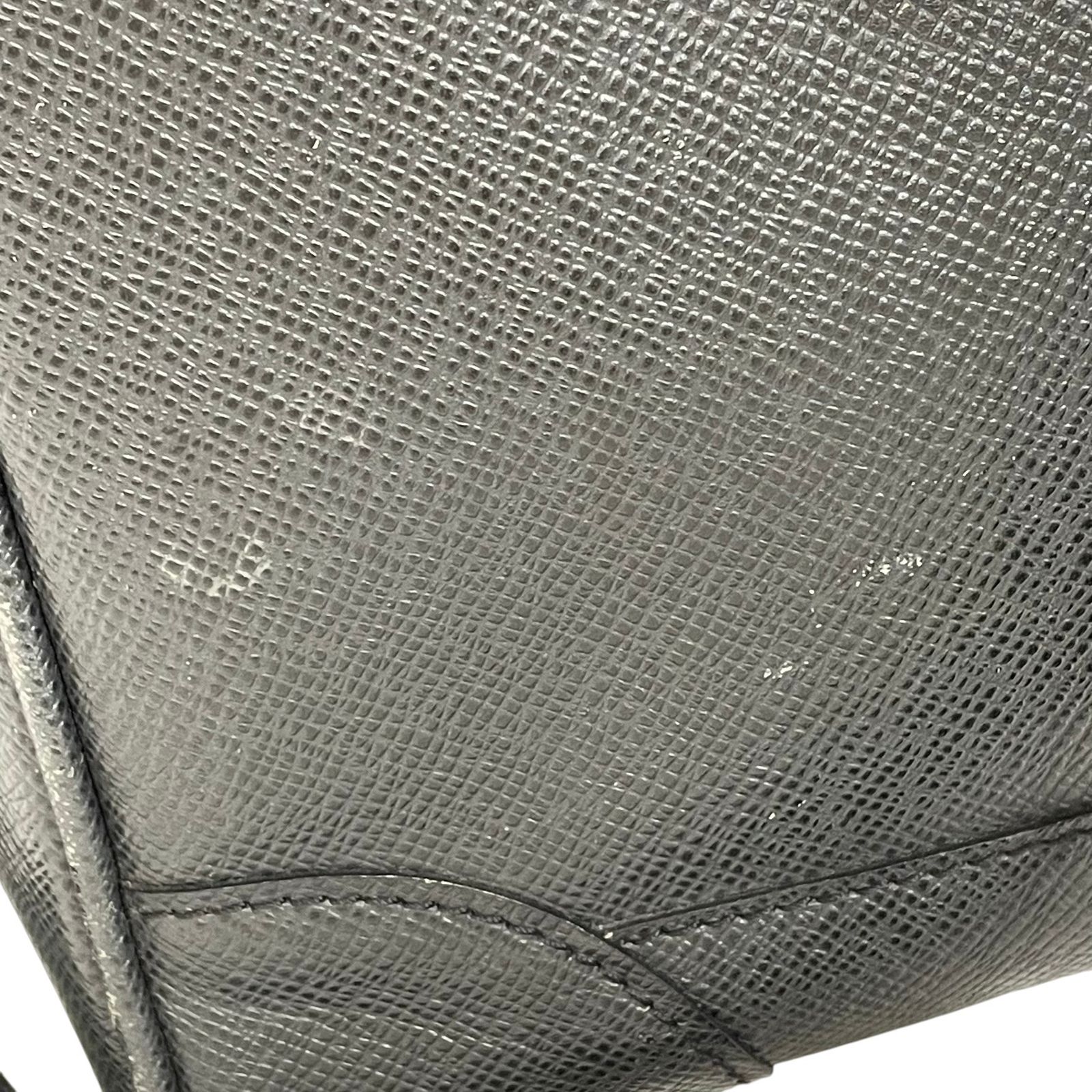 LOUIS VUITTON ルイヴィトン ショルダーバッグ ルカ タイガ 