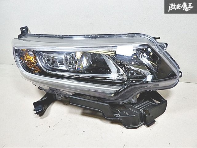 破損なし HONDA ホンダ 純正 GB5/GB6/GB7/GB8 フリード LED ヘッド
