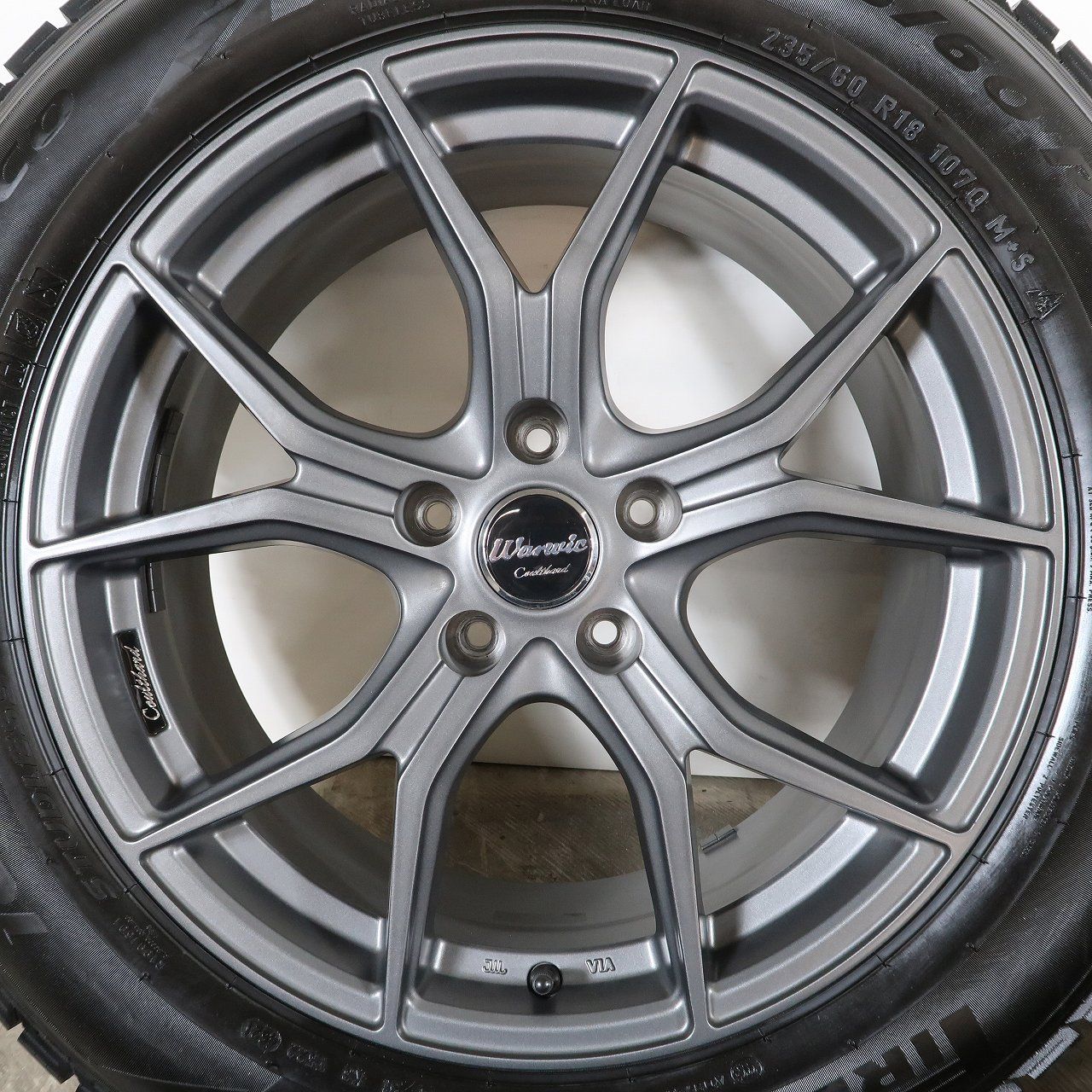 エクストレイル T33系 RAV4 50系 CX-60 等 4本 Warwic 18インチ 8J +38 