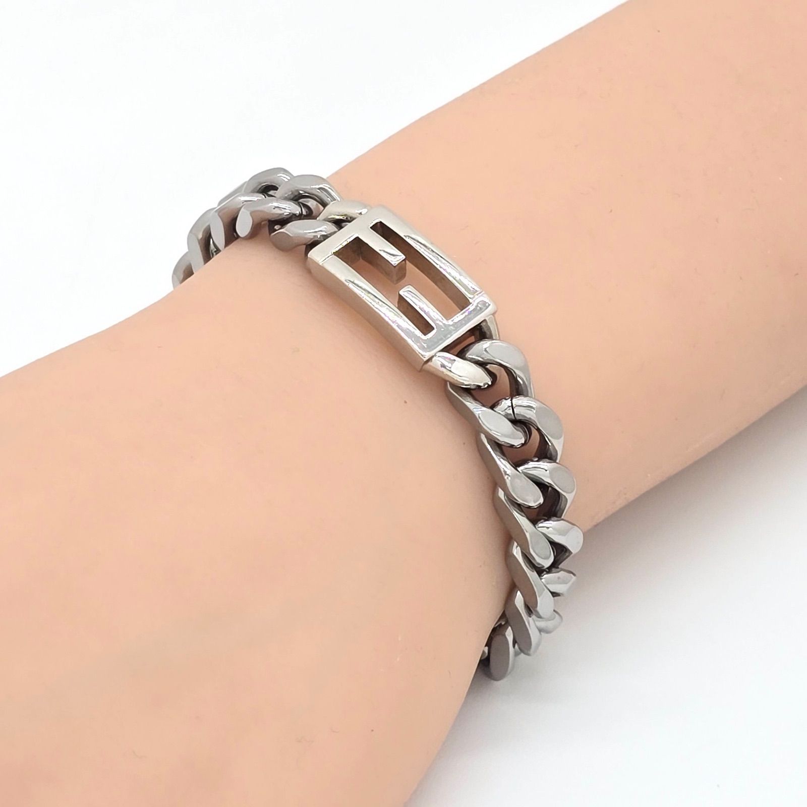 FENDI フェンディ バゲット ブレスレット S 腕周り約18㎝ シルバー