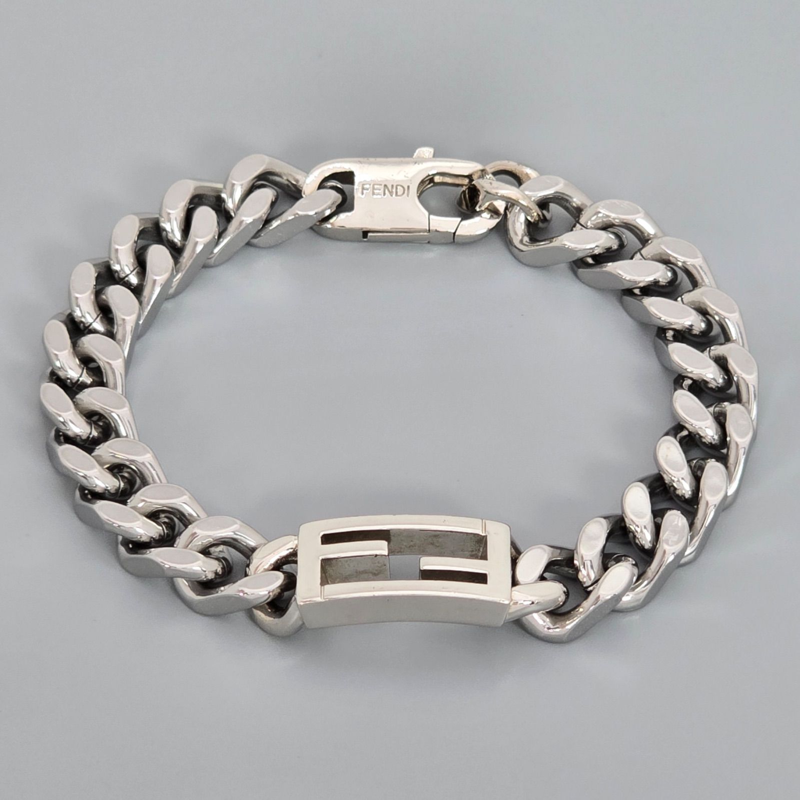サ*ン様 Fendi シルバー バゲット ブレスレット FENDI フェンディ バゲット ブレスレット S 腕周り約18㎝ シルバー
