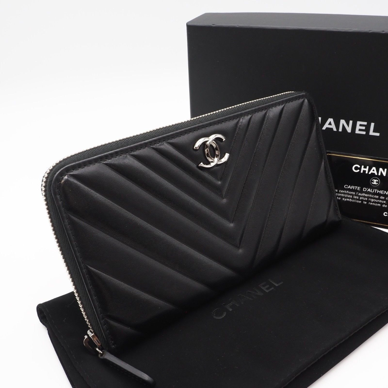 ☆3日以内返品可☆ 極美品 CHANEL シャネル ラムスキン シェブロン V 