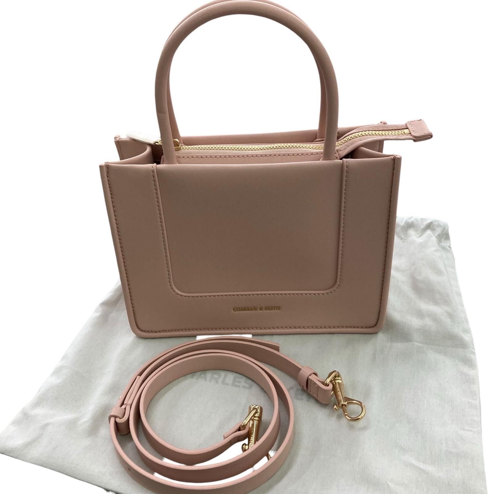 186001 CHARLES＆KEITH チャールズ＆キース 美品 ミニデイラー トート 