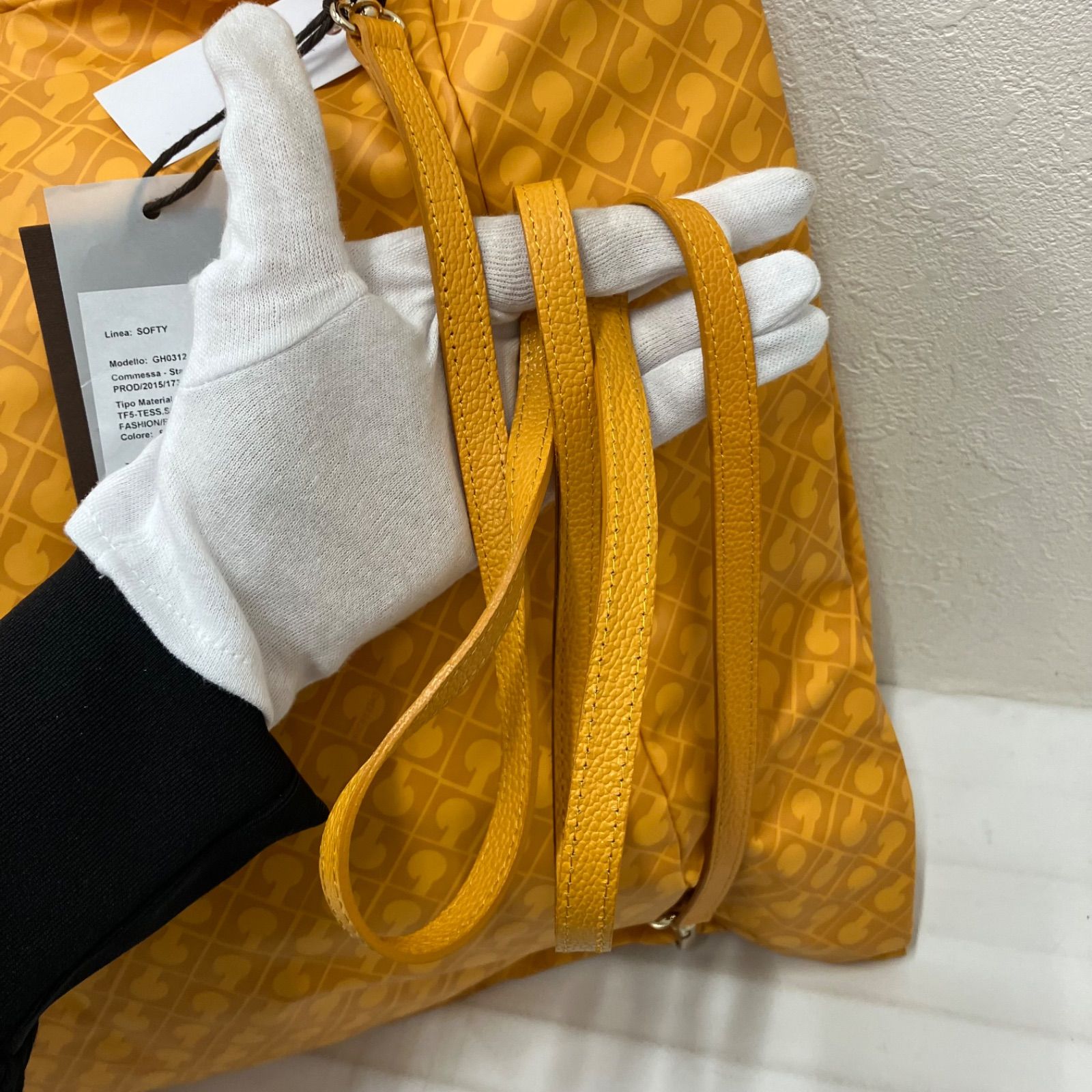 684 GHERARDINIゲラルディーニ タグ付き 美品 ソフティ ショルダー