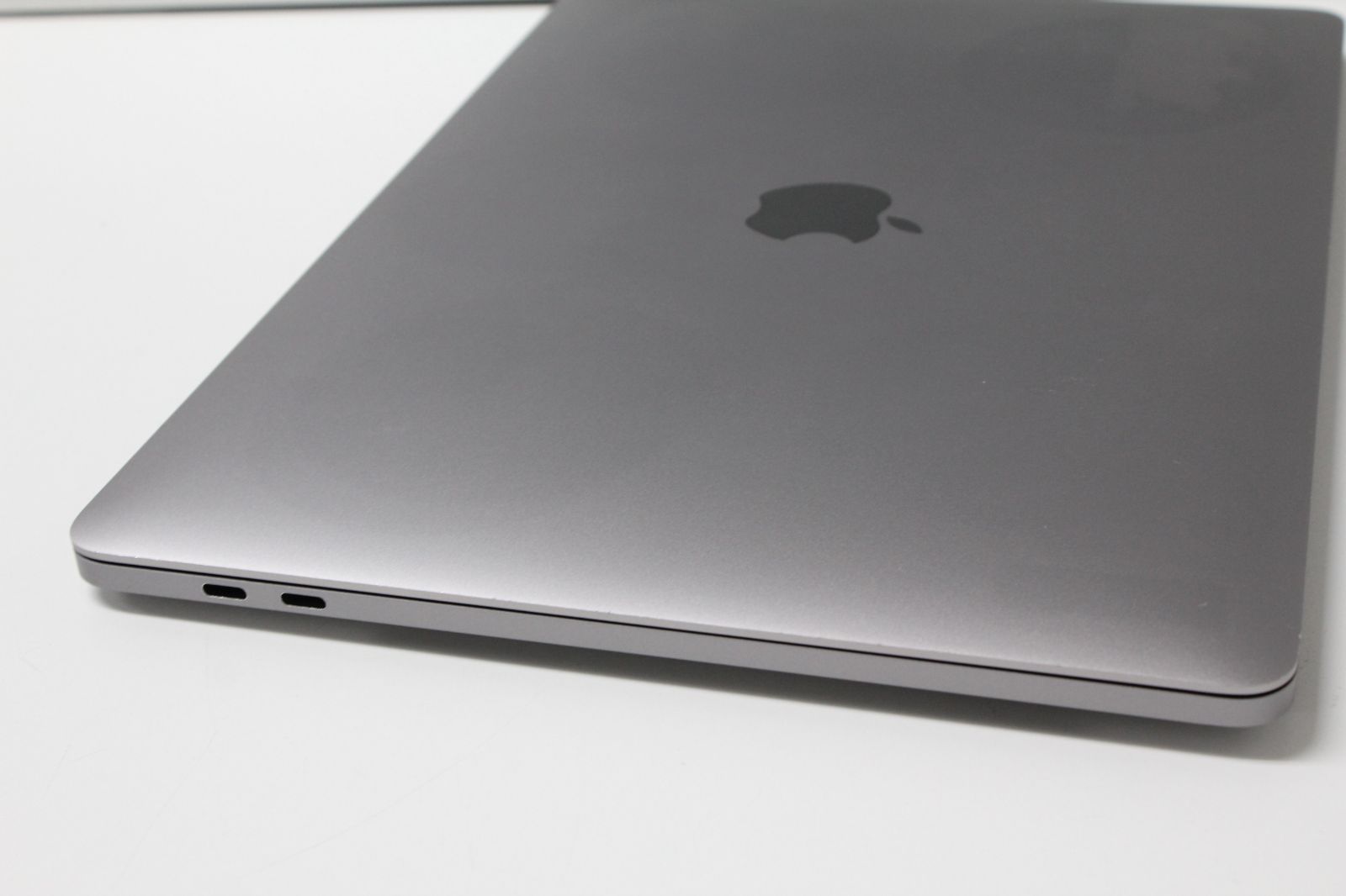 現状品】MacBook Pro（13インチ,2016,Thunderbolt 3ポートx 4）512GB 