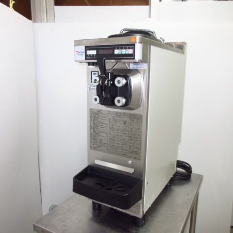 ソフトクリームマシーン　ニッセイ　NA-9524AE　2019年