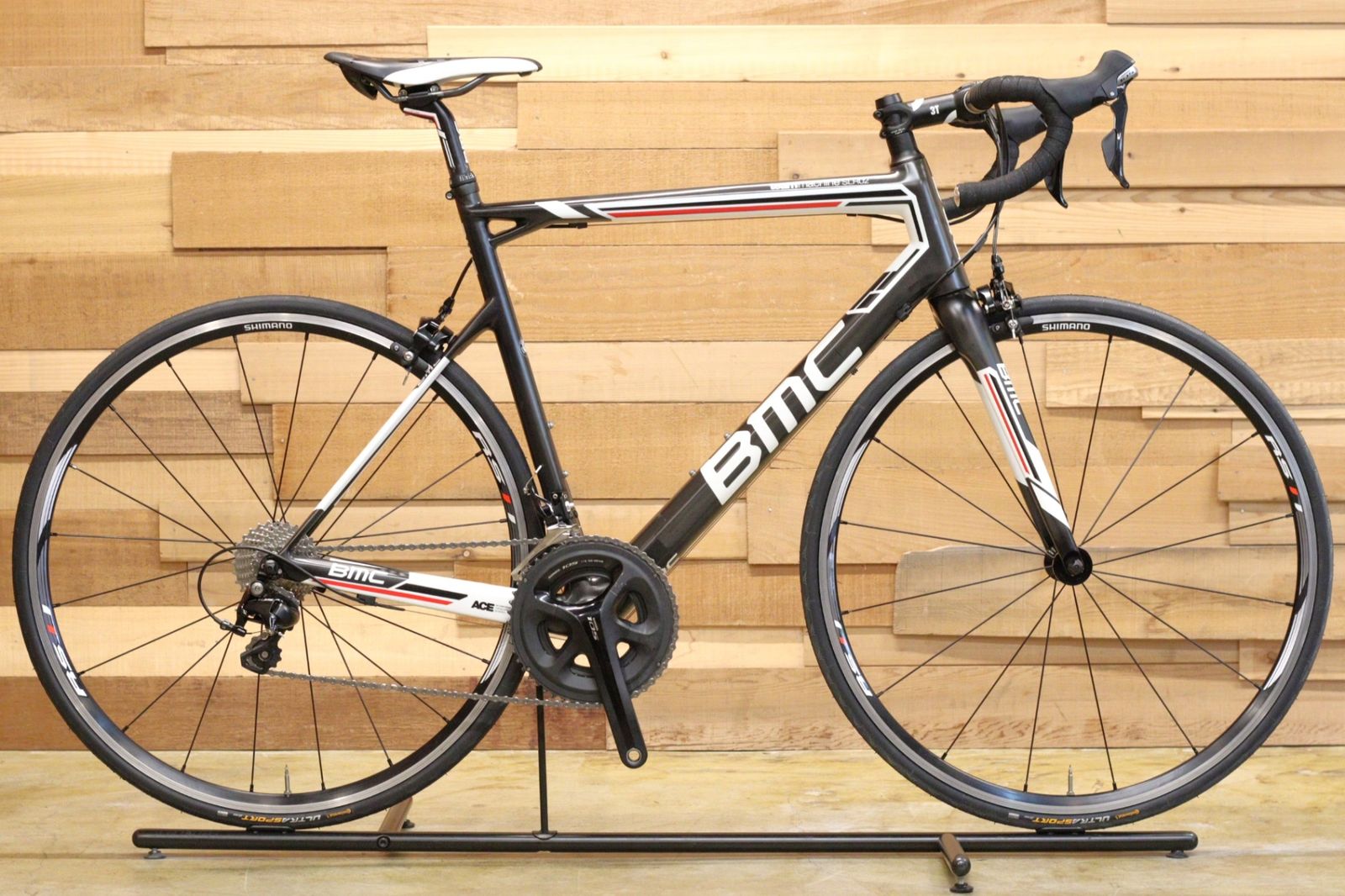 走行距離少！ロードバイク BMC SLR02 105 48 2015年モデル 走行距離少！ロードバイク BMC SLR02 105 48 2015年モデル