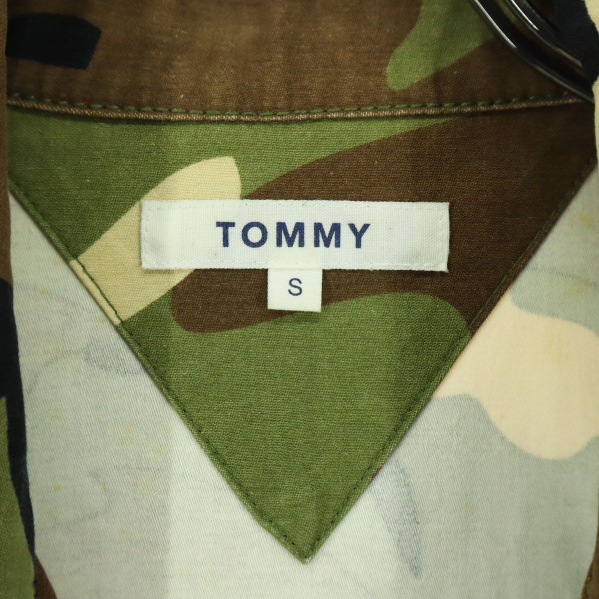 TOMMY トミー 迷彩柄 長袖 ミリタリージャケット S グリーン系 メンズ 
