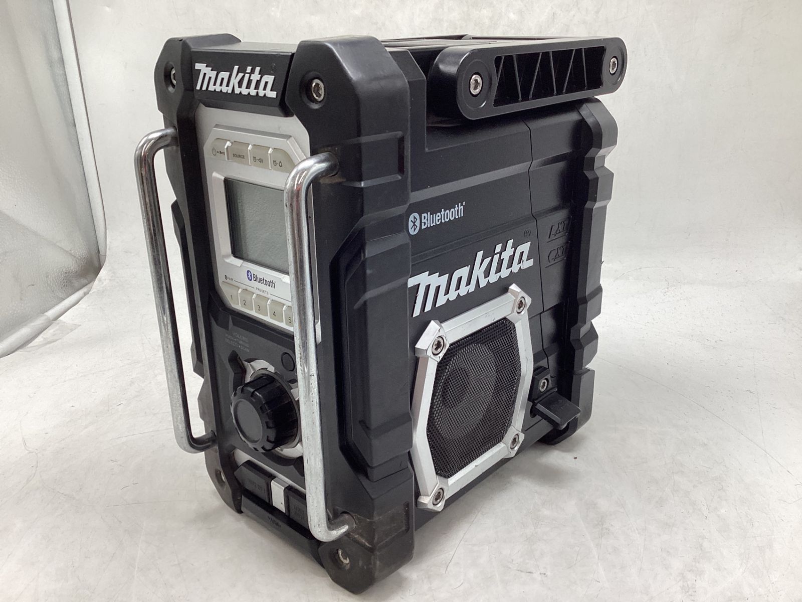 中古品】Makita/マキタ MR108B ☆ Bluetooth搭載 充電式ラジオ 