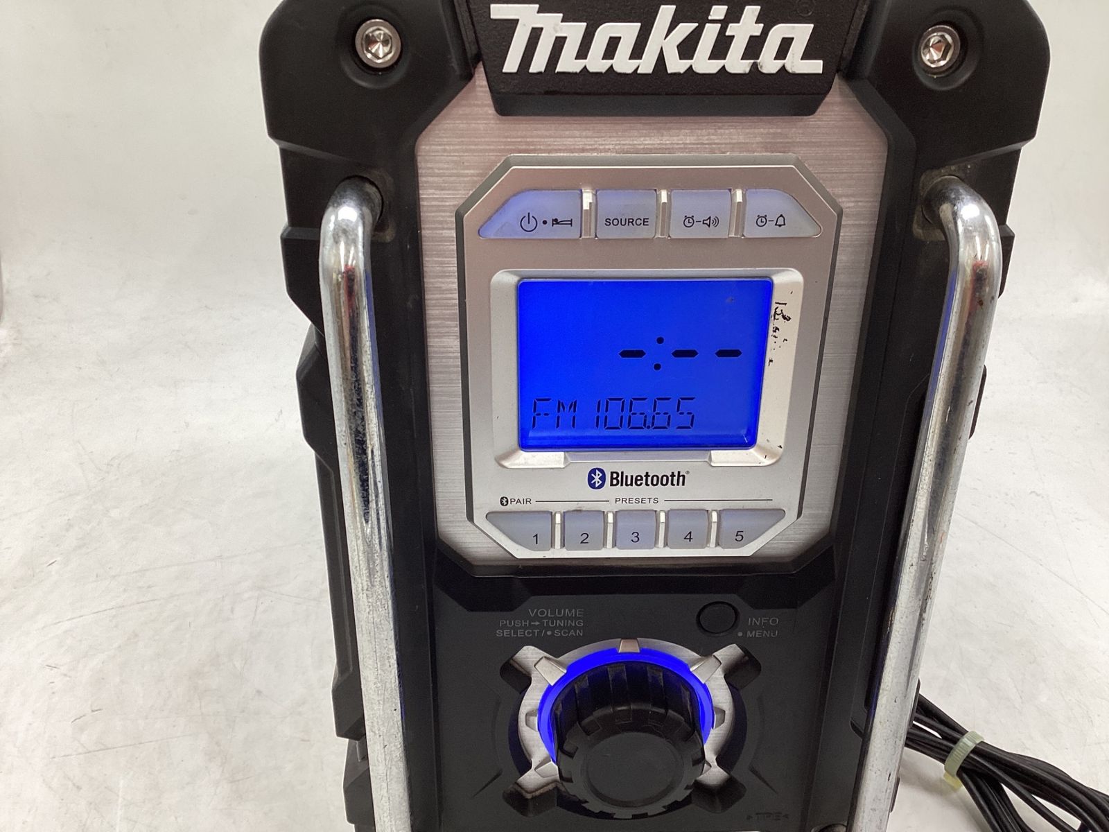 中古品】Makita/マキタ MR108B ☆ Bluetooth搭載 充電式ラジオ 