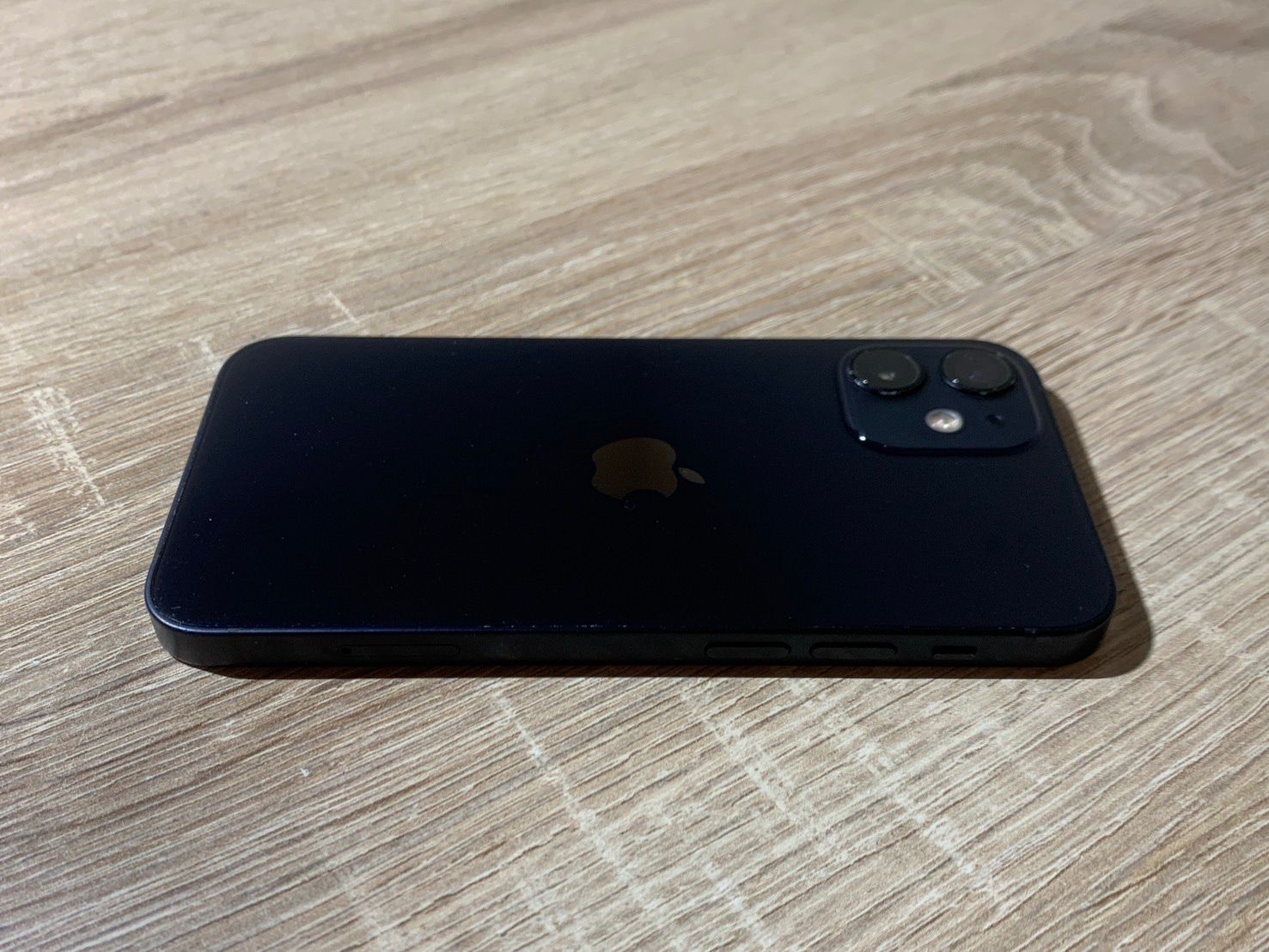 iPhone 12 mini 64GB ブラック ジャンク品 - メルカリ