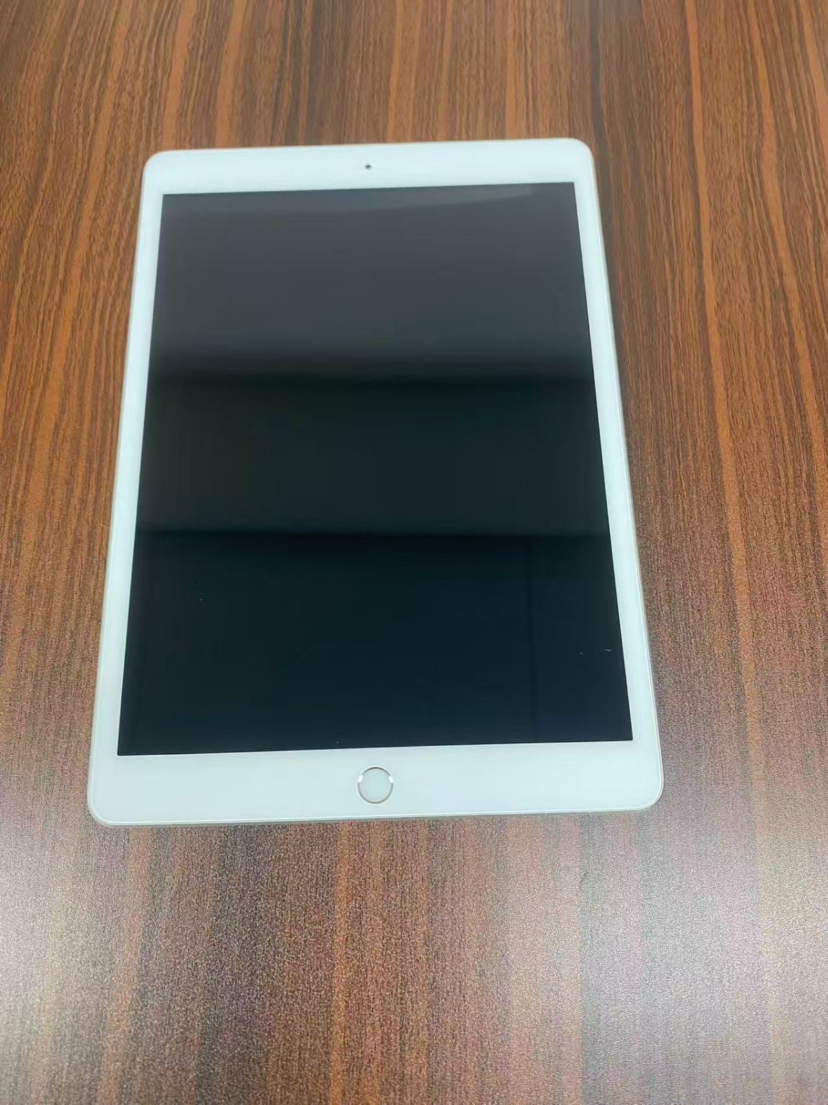 iPad7 128GB Wi-Fi+Cellular バッテリー96% - メルカリ