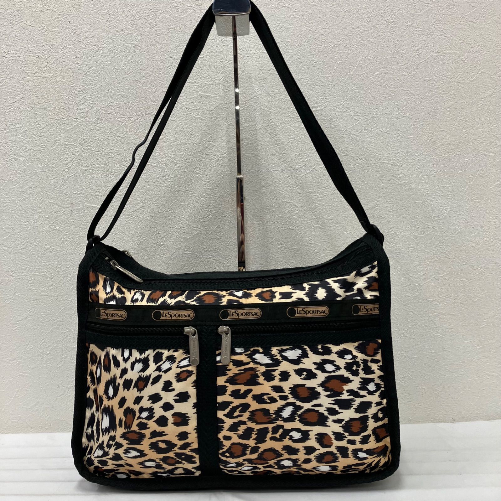 1621 LeSportsac レスポートサック デラックスエブリデイ ショルダー