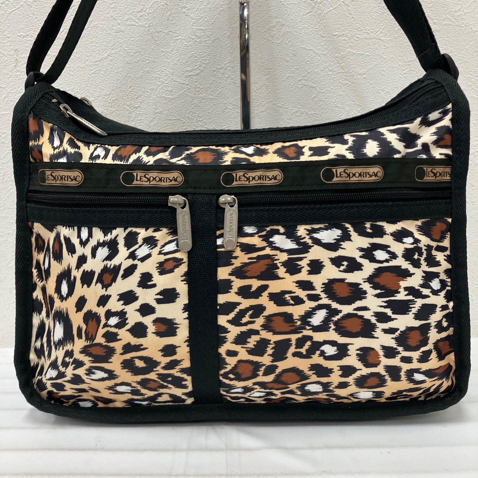 1621 LeSportsac レスポートサック デラックスエブリデイ ショルダー