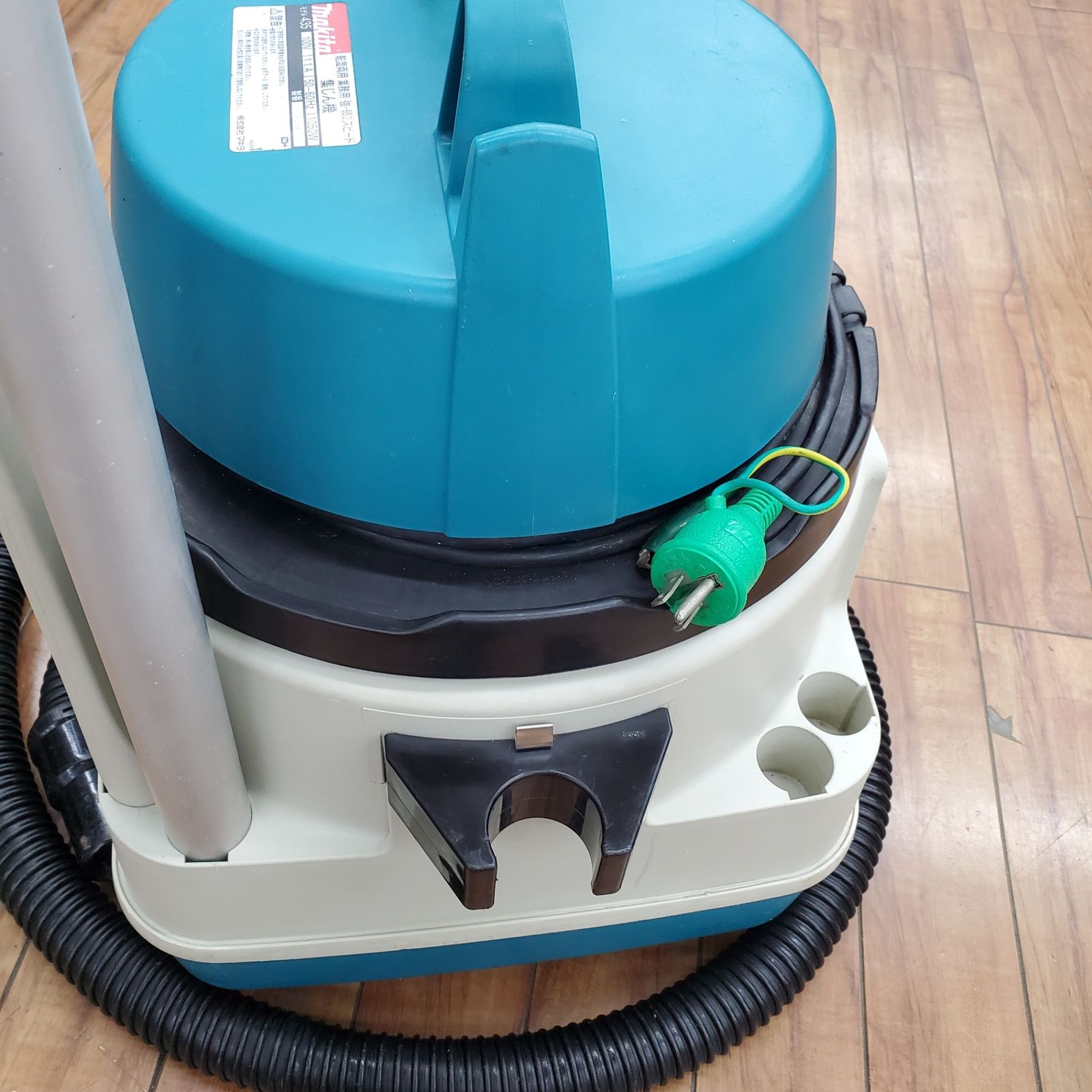マキタ(makita) 乾湿両用集じん機 435 【中古】 【蓮田店】 - メルカリ