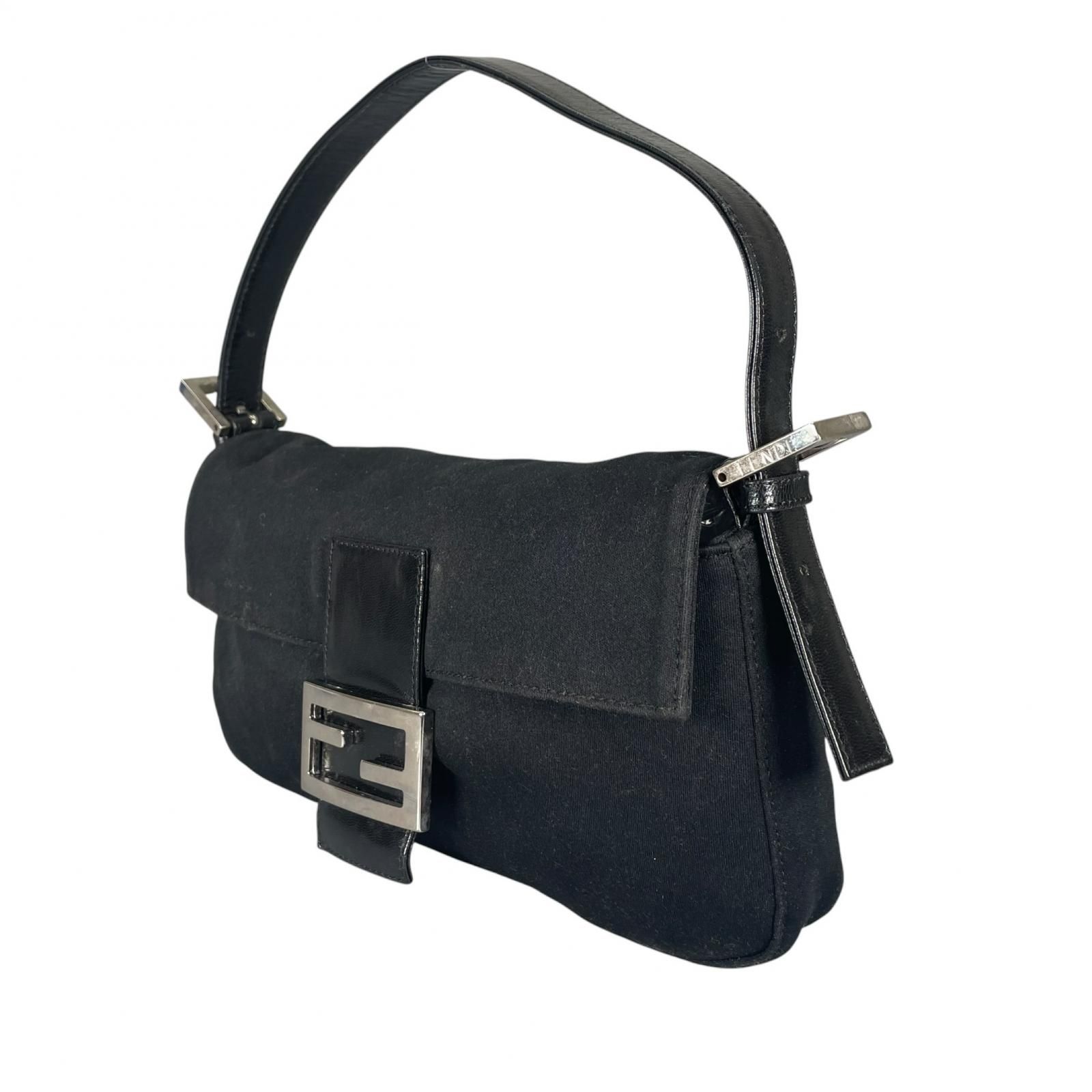 FENDI フェンディ マンマバゲット ハンドバッグ ジャージー ブラック