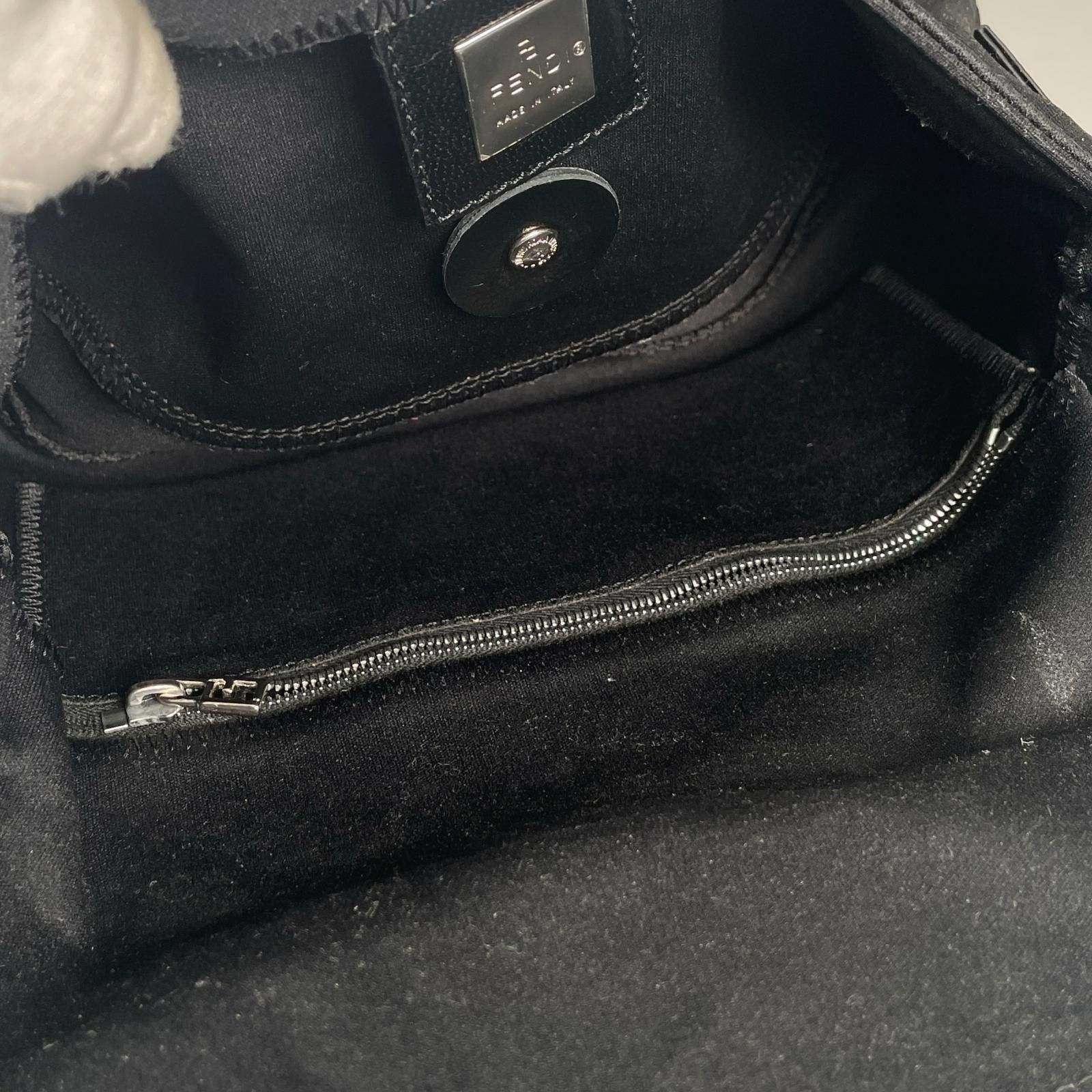 FENDI フェンディ マンマバゲット ハンドバッグ ジャージー ブラック 