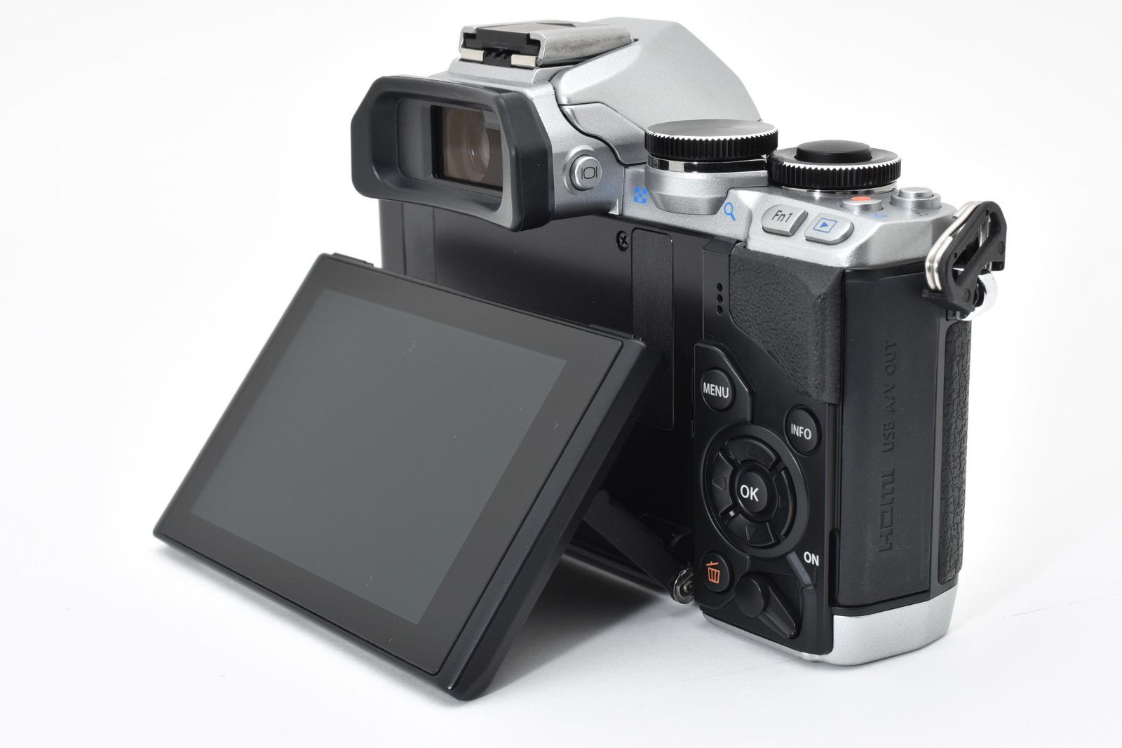 623ショット!【超美品】OLYMPUS オリンパス OM-D E-M10 623ショット!【超美品】OLYMPUS オリンパス OM-D E-M10 - メルカリ