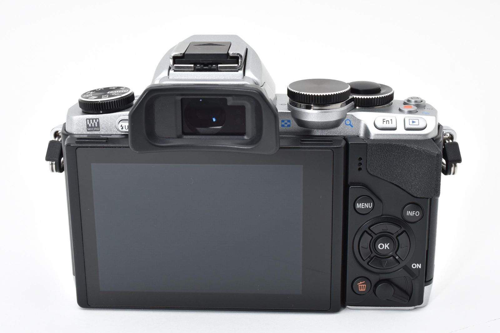 623ショット!【超美品】OLYMPUS オリンパス OM-D E-M10 623ショット!【超美品】OLYMPUS オリンパス OM-D E-M10 - メルカリ