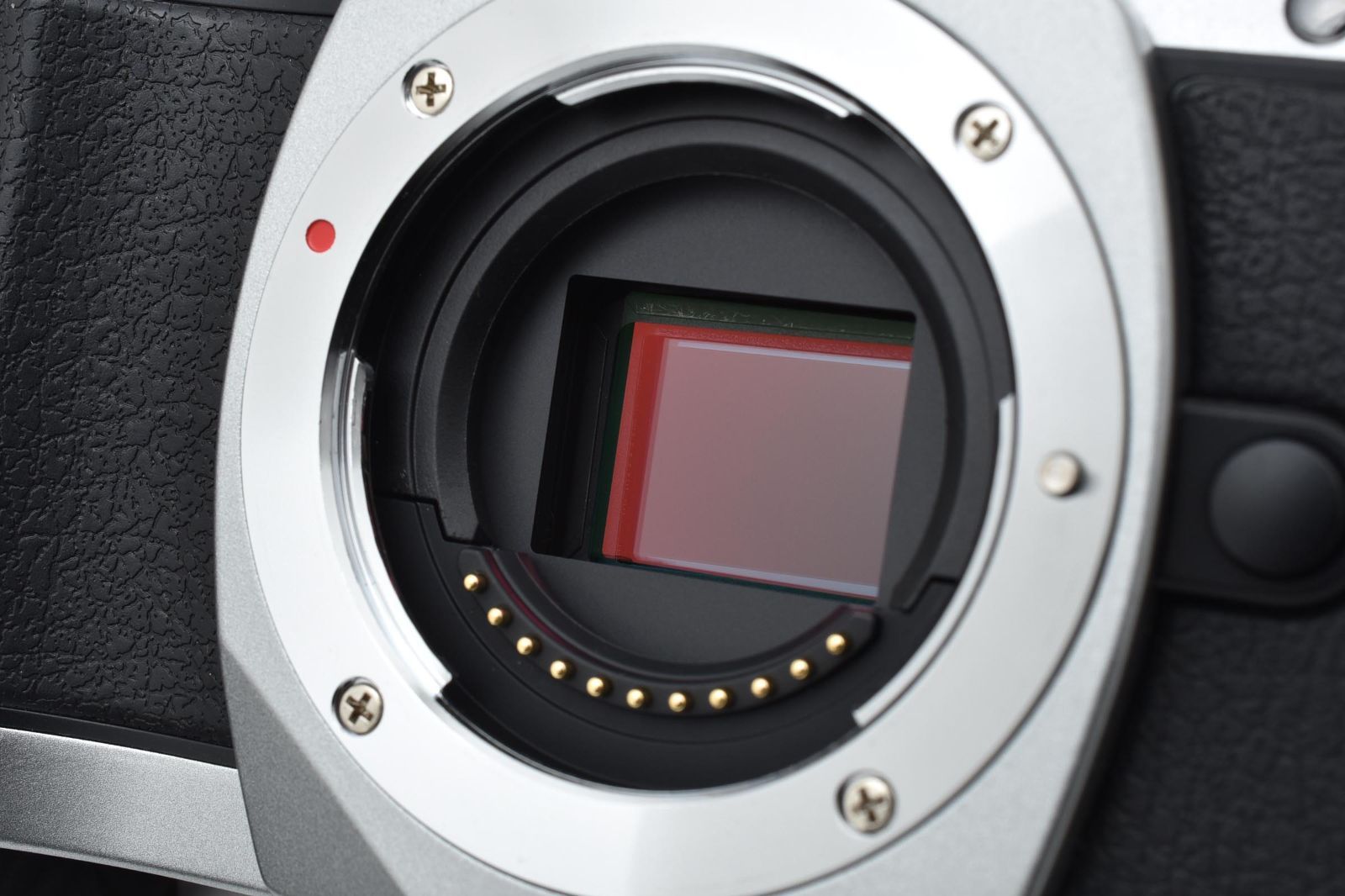 623ショット!【超美品】OLYMPUS オリンパス OM-D E-M10 - メルカリ