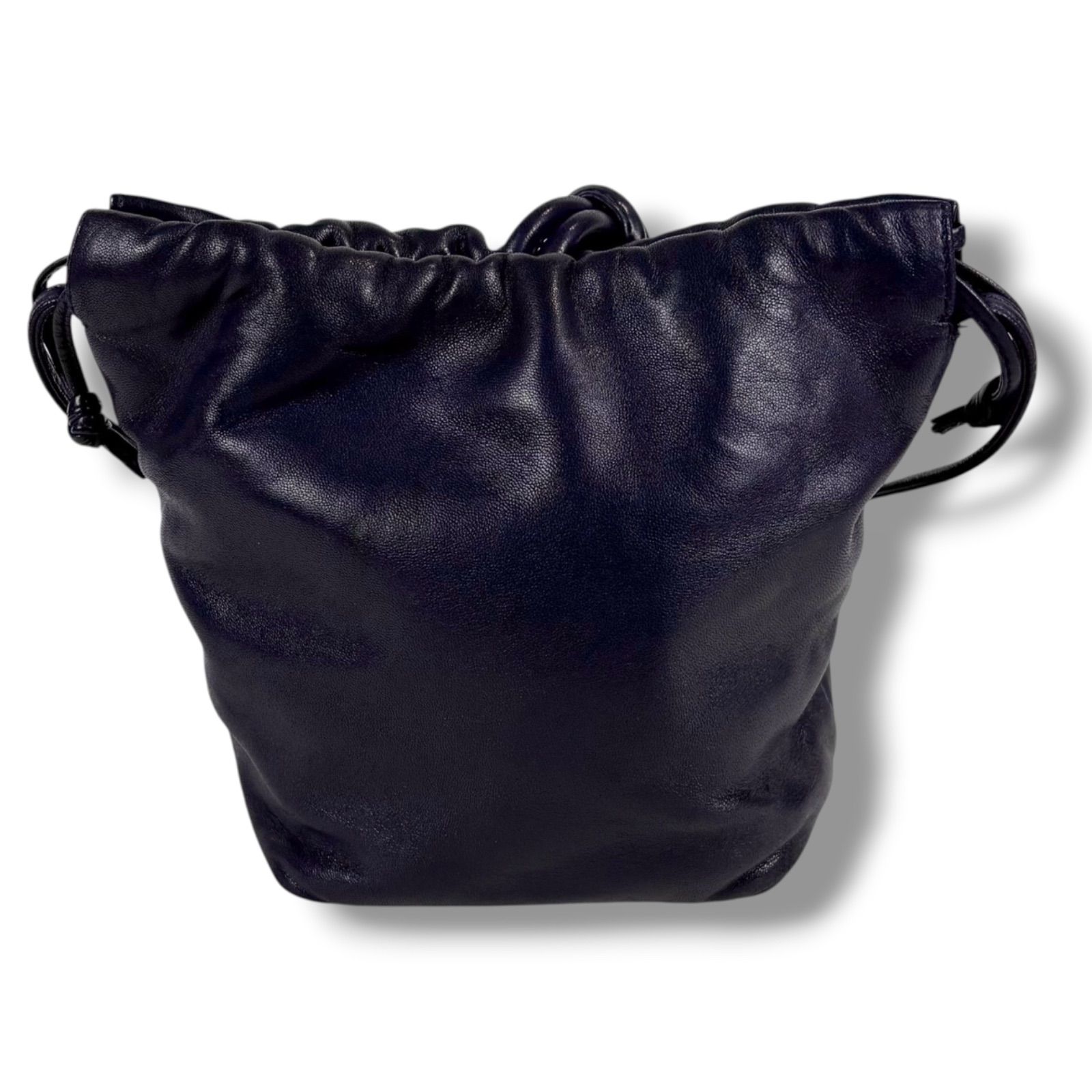 ロエベ LOEWE 巾着バッグ 濃紺 レザー ラムスキン 革 カテゴリー ロエベ LOEWE 巾着バッグ 濃紺 レザー ラムスキン 革 カテゴリー