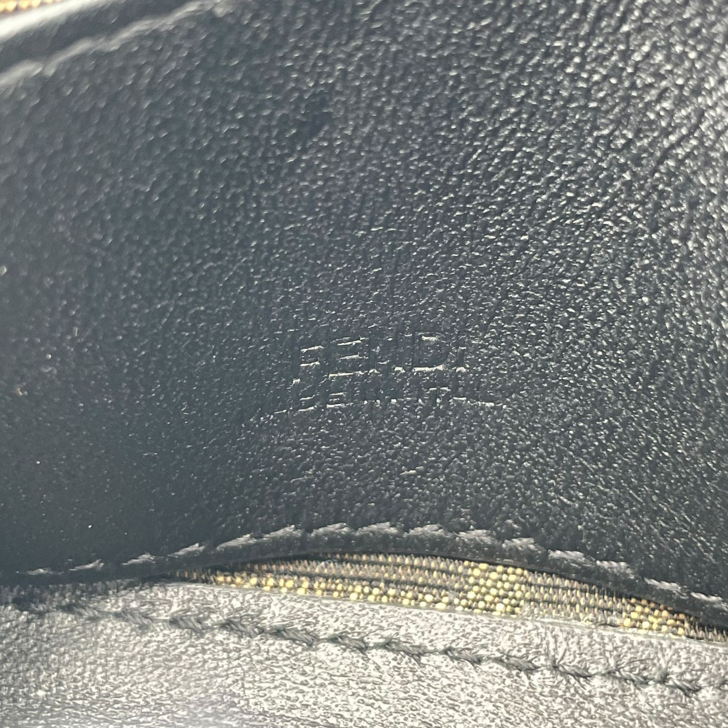 【中古】 Fendi フェンディ 7AS045A6V5F17U4 ナノ バゲット チャーム ズッカ ショルダー ブラウン レディース 26009690 KJ 中古】 Fendi フェンディ 7AS045A6V5F17U4 ナノ バゲット チャーム