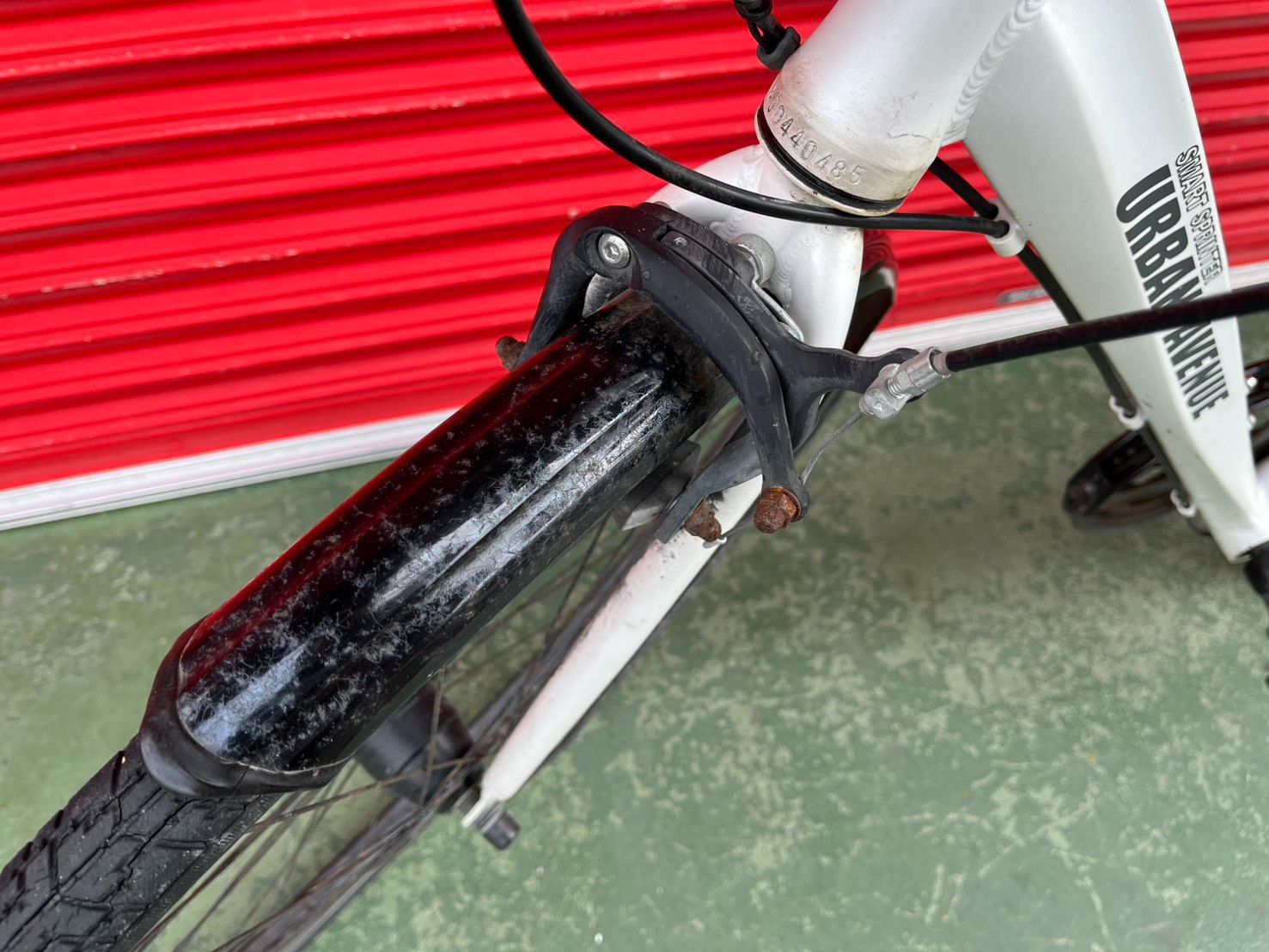○ 引取限定 27インチ シティサイクル クロスバイク URBAN AVENUE