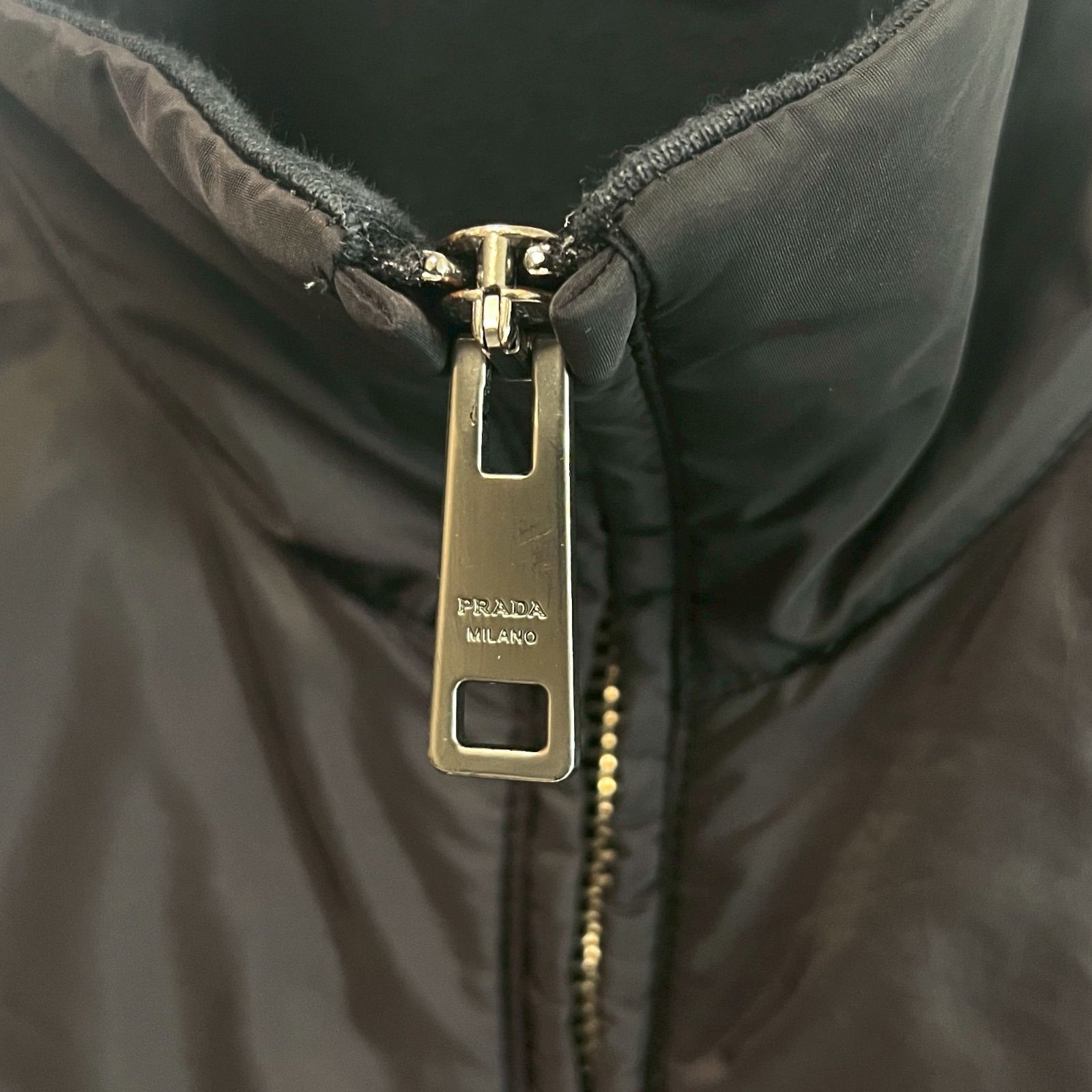 PRADA プラダ トラックジャケット ブルゾン ジップ ブラック ナイロン 