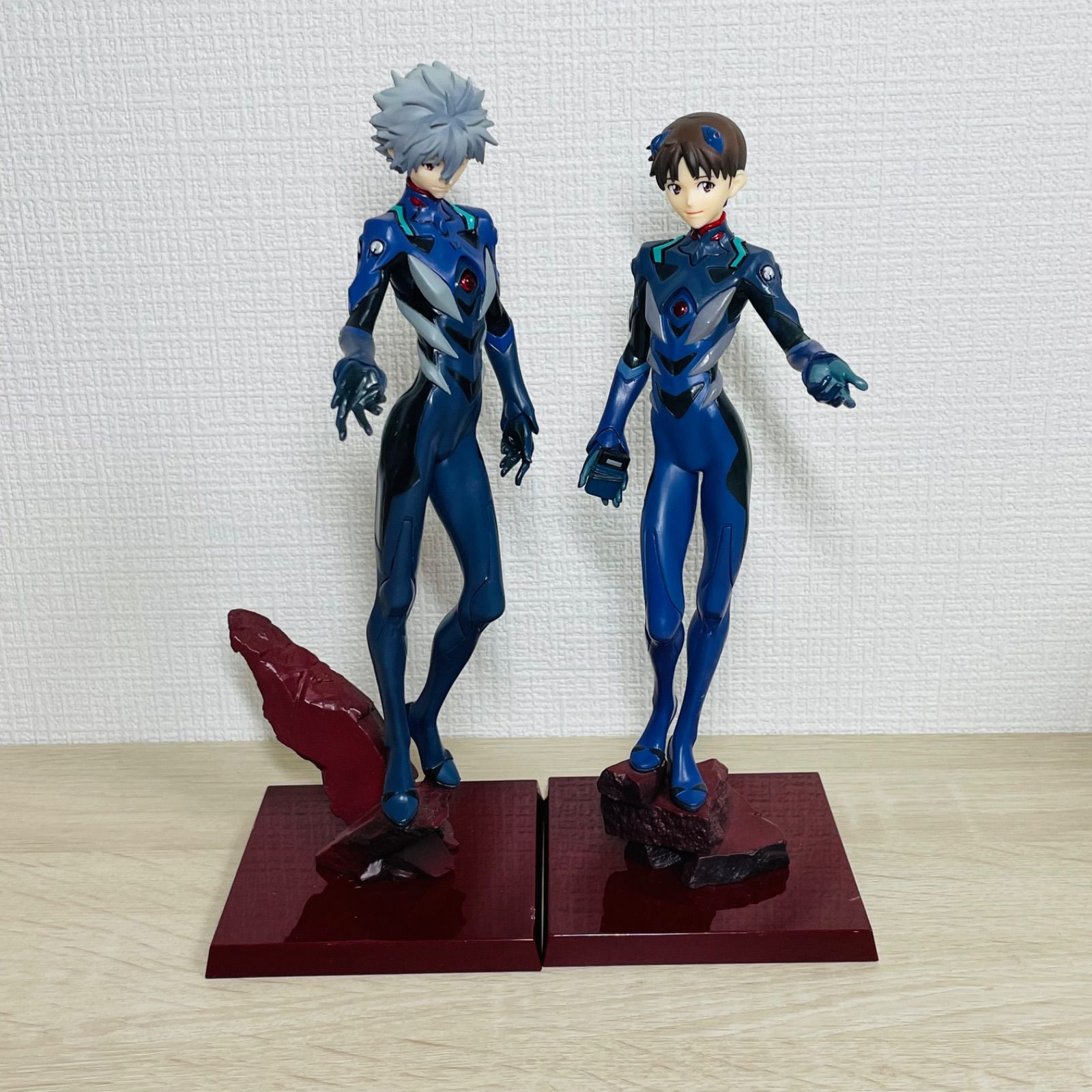 シンジ・イカリ & カヲル・ナギス フィギュアセット エヴァンゲリオン フィギュア 渚カヲル シンジ 2体セット - メルカリ