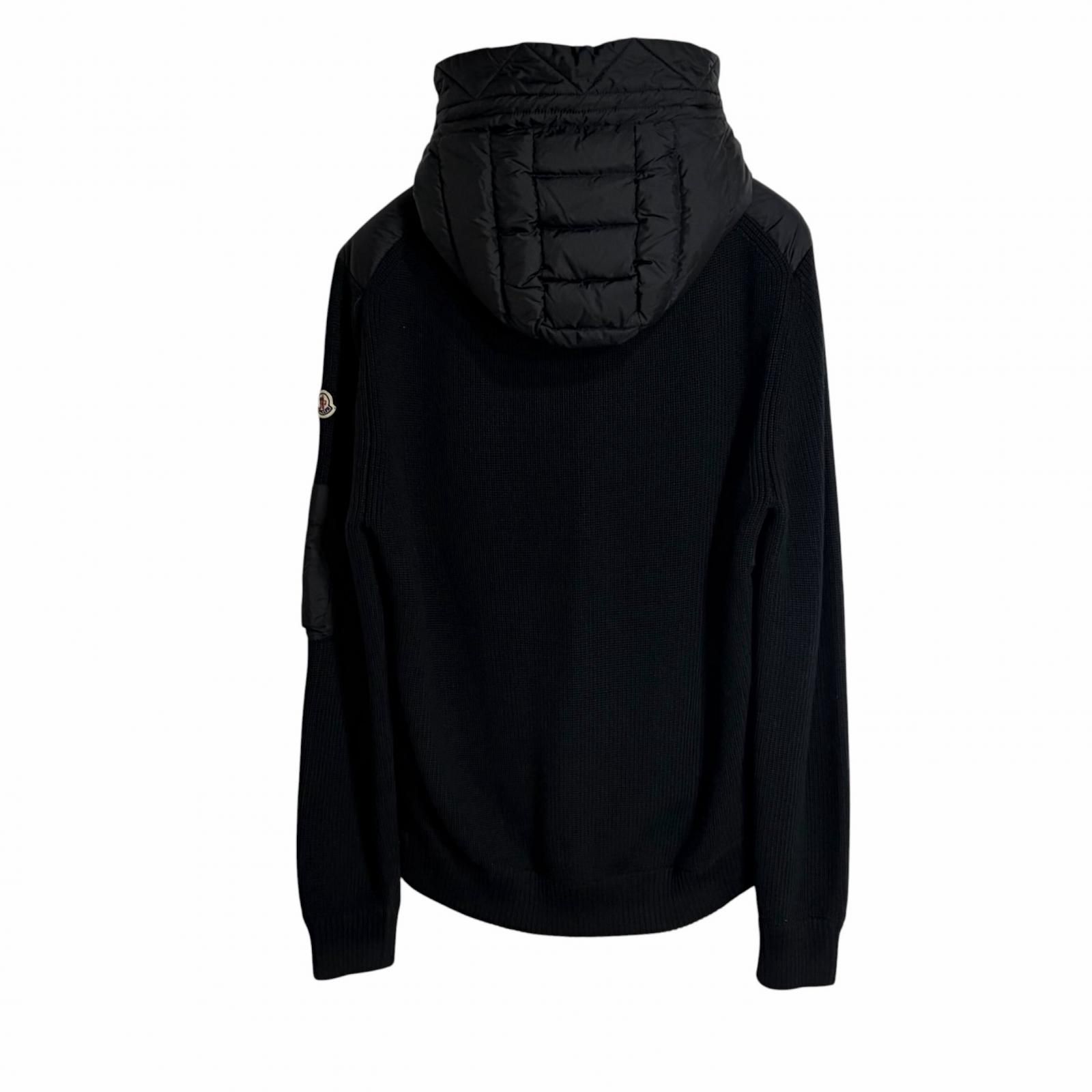 MONCLER/S /ブラック /ダウンニット /型番H20919850800A9340 - メルカリ