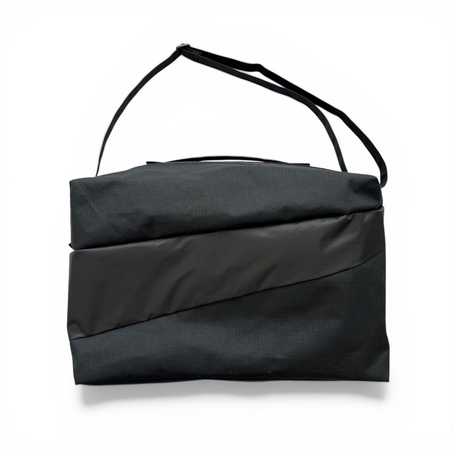 SUSAN BIJL スーザンベル Black u0026 Black the new 24/7 bag-相場