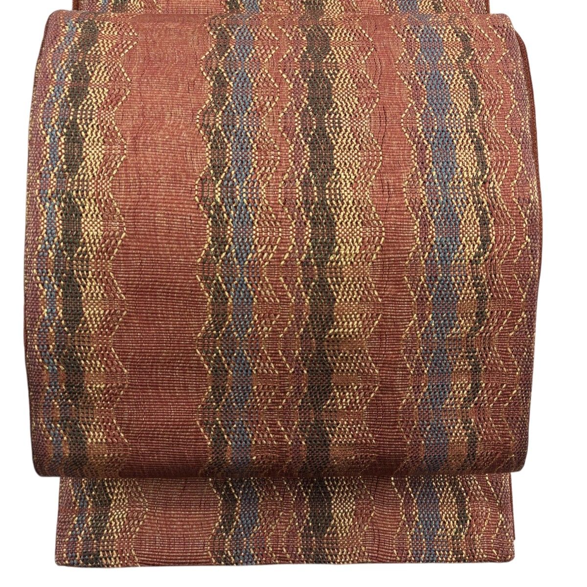 美品】 袋帯 秀品 よろけ縞 金糸 茶色 お太鼓柄 正絹 【中古 美品】 袋帯 秀品 よろけ縞 金糸 茶色 お太鼓柄 正絹 【中古
