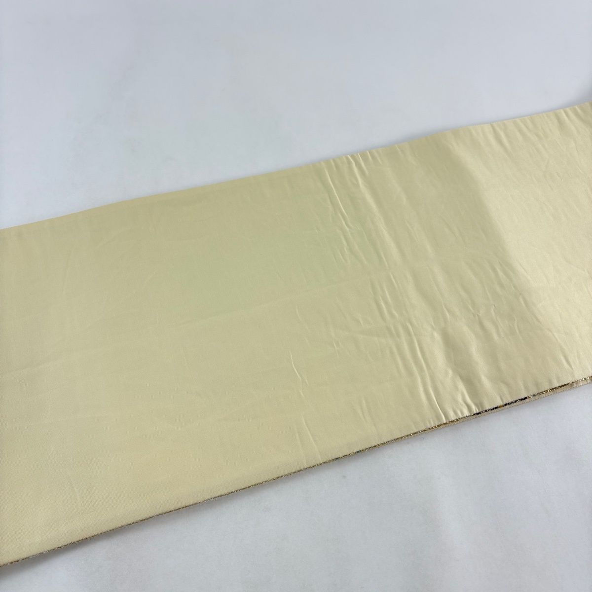 袋帯 名品 証紙 プラチナ箔 献上重華文 草花 金銀糸 箔 金色 六通 正絹