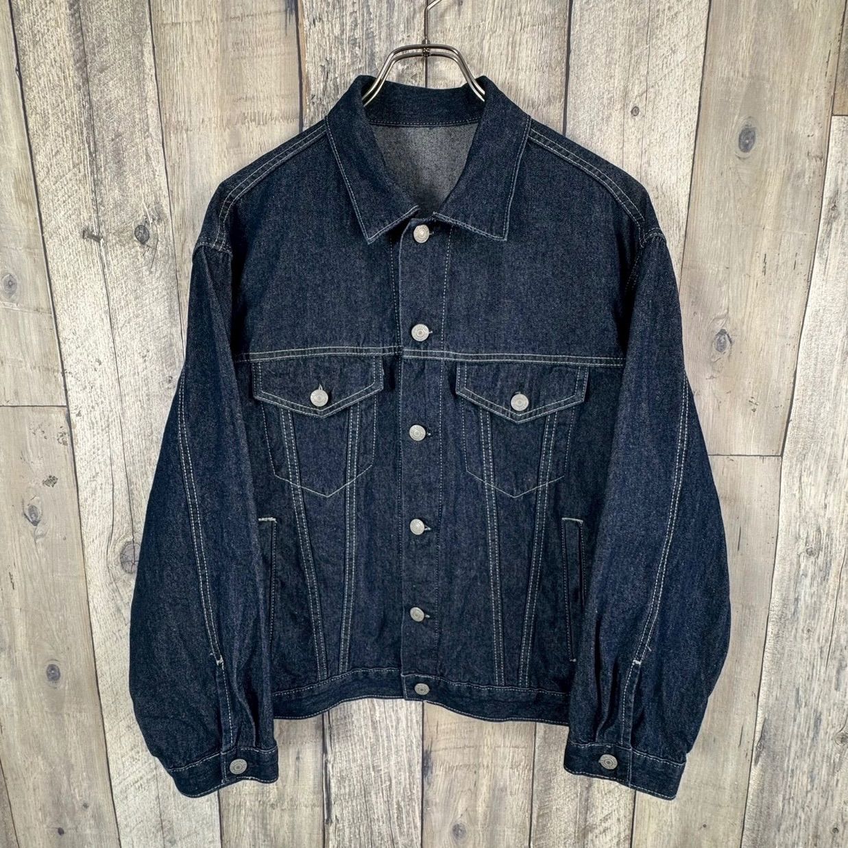 GU ジーユー Levi