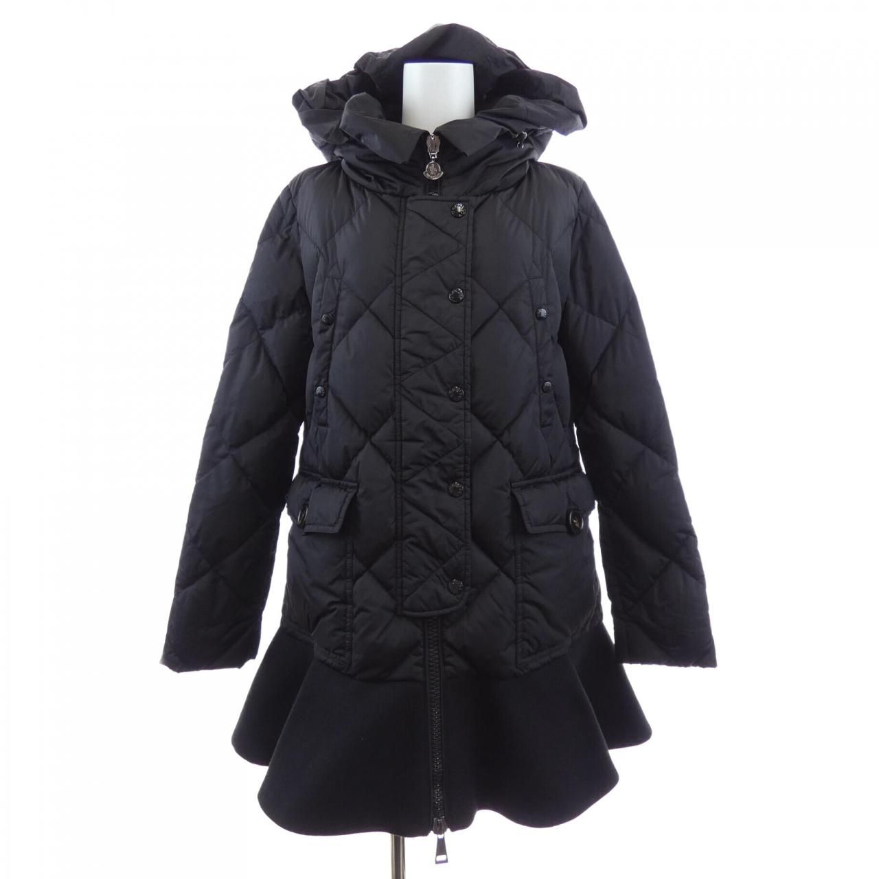 モンクレール MONCLER VAULOGETTE ダウンコート - メルカリ
