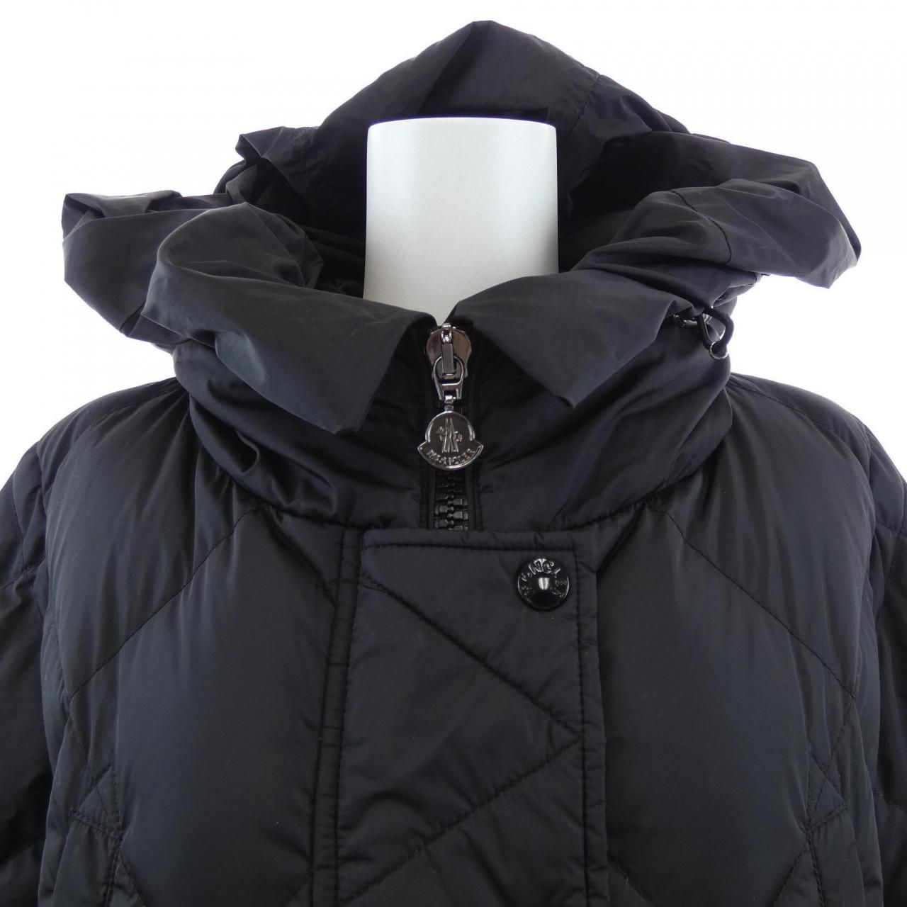 モンクレール MONCLER VAULOGETTE ダウンコート - メルカリ