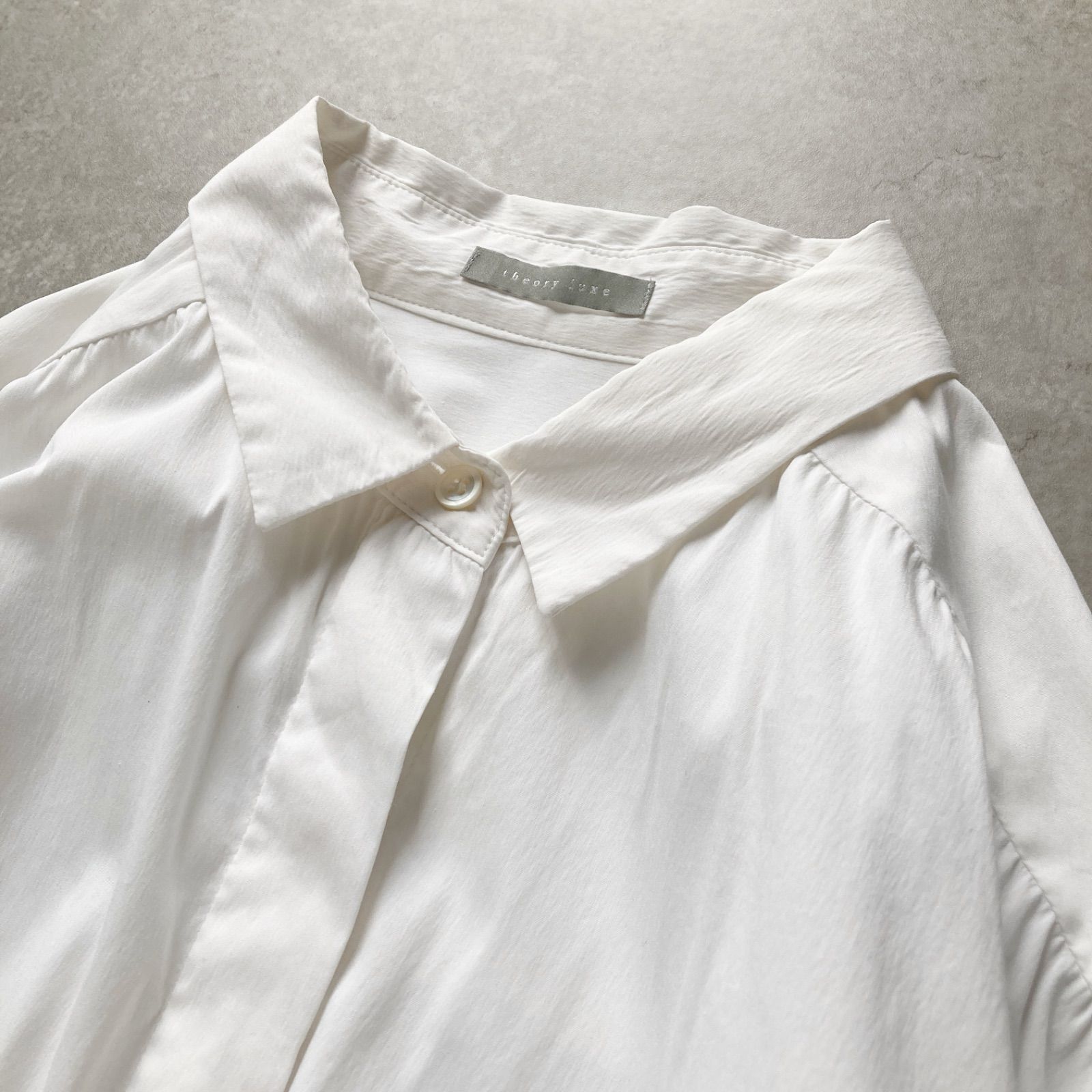 Theory luxe セオリーリュクス 長袖シャツ ブラウス ゆったり 抜け感 