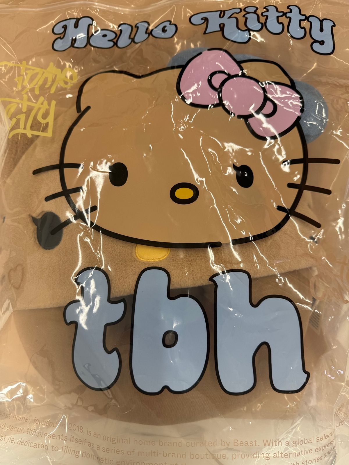 公式正規品 タグ付き 海外限定 ハローキティ x TBH ネックピロー サンリオ Y2K ギャル ネックピロー 公式正規品 タグ付き 海外限定 ハローキティ x TBH ネックピロー サンリオ Y2K ギャル ネックピロー